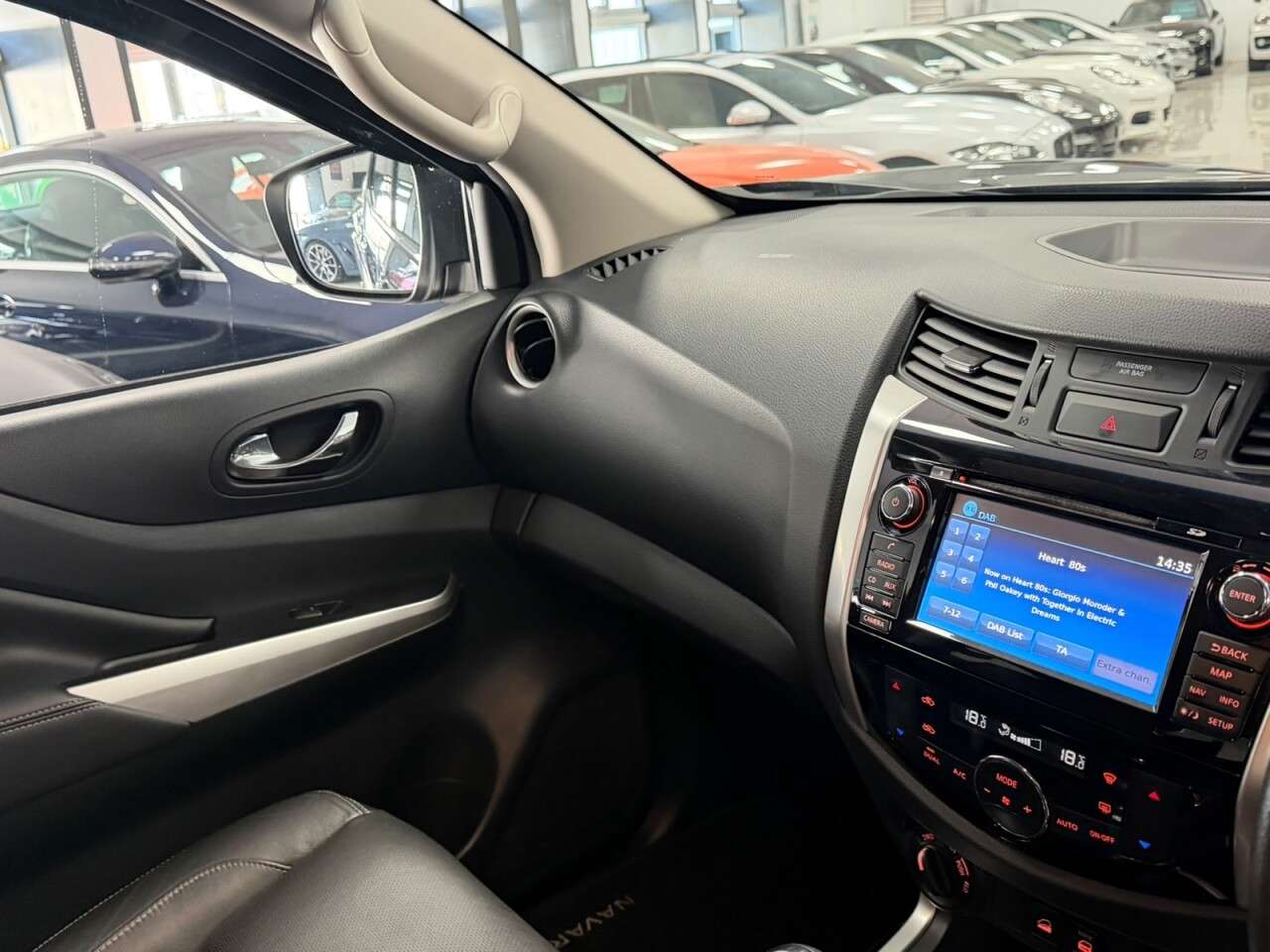 2016 NISSAN NAVARA 2016 NISSAN NAVARA