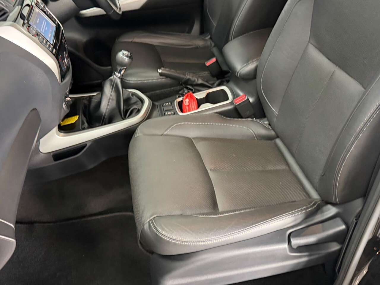 2016 NISSAN NAVARA 2016 NISSAN NAVARA