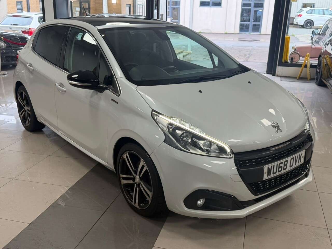 2018 PEUGEOT 208 2018 PEUGEOT 208