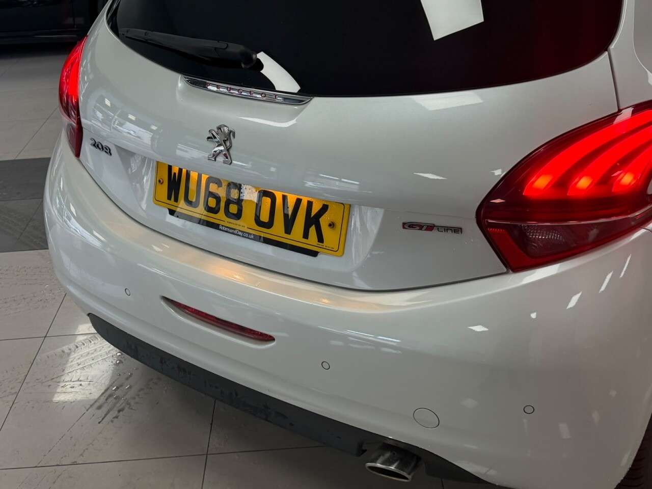 2018 PEUGEOT 208 2018 PEUGEOT 208