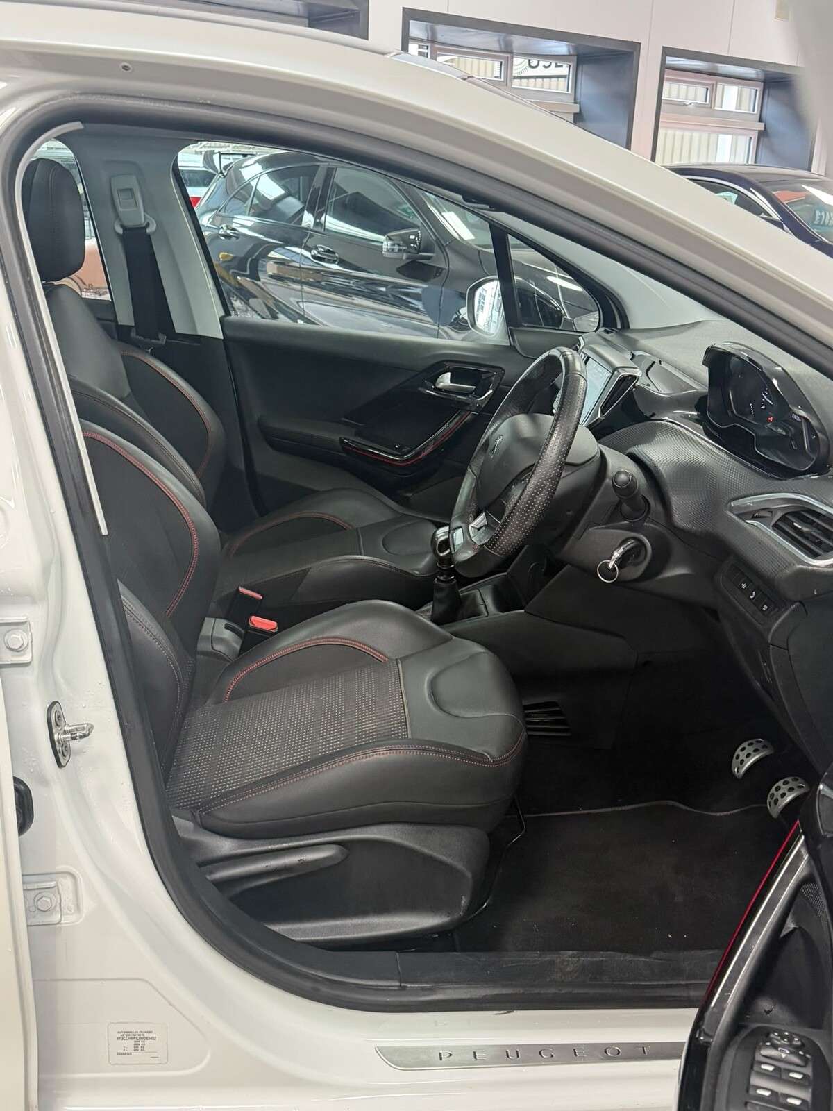 2018 PEUGEOT 208 2018 PEUGEOT 208