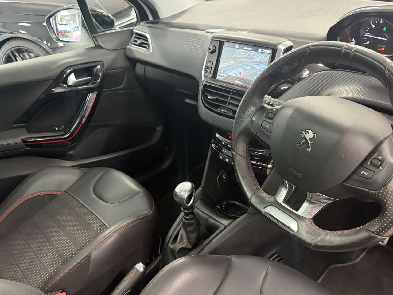 2018 PEUGEOT 208 2018 PEUGEOT 208