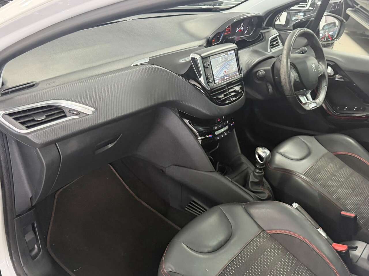2018 PEUGEOT 208 2018 PEUGEOT 208