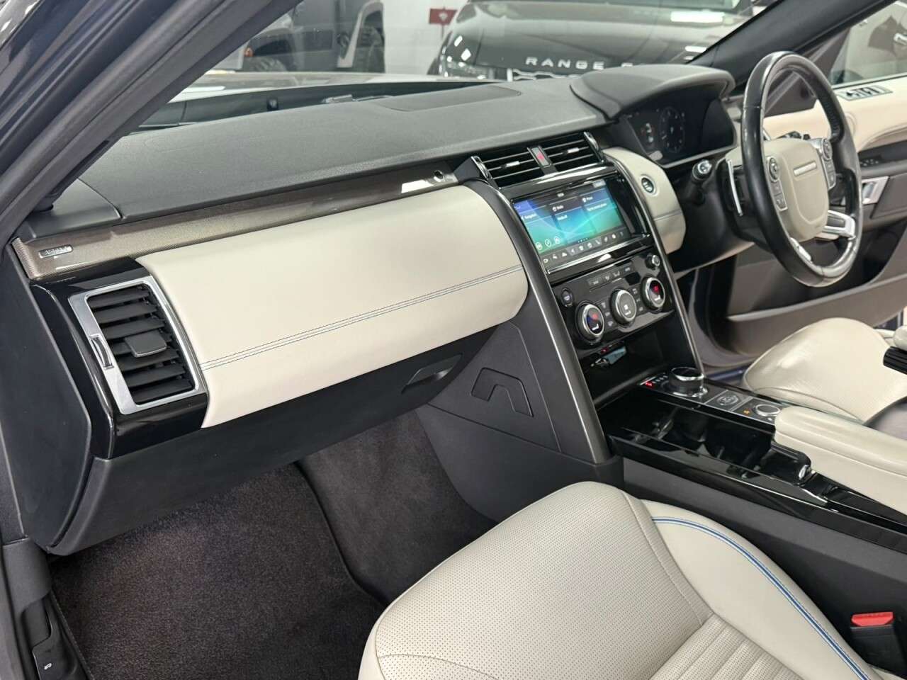 2018 LAND ROVER DISCOVERY 2018 LAND ROVER DISCOVERY