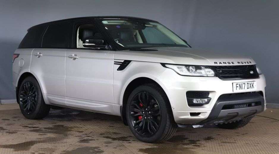 A 2017 LAND ROVER RANGE ROVER SPORT 3.0 SD V6 Autobiography Dynamic SUV 5dr Diesel Auto 4WD Euro 6 (s/s) (306 p A 2017 LAND ROVER RANGE ROVER SPORT 3.0 SD V6 Autobiography Dynamic SUV 5dr Diesel Auto 4WD Euro 6 (s/s) (306 p