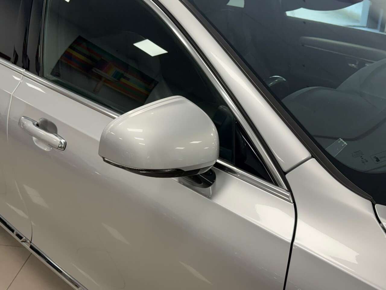 2017 VOLVO V90 2017 VOLVO V90