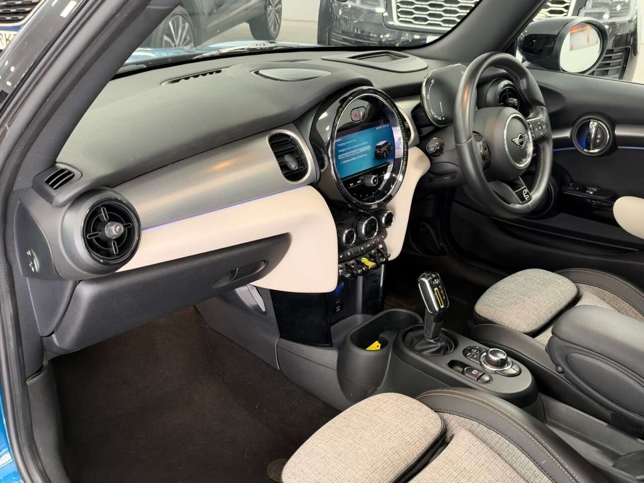 2021 MINI ELECTRIC HATCH 2021 MINI ELECTRIC HATCH