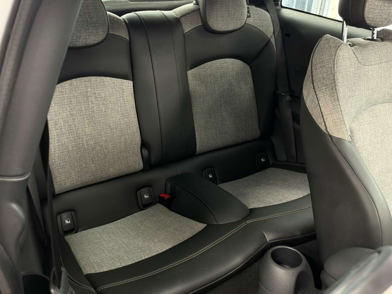 2021 MINI ELECTRIC HATCH 2021 MINI ELECTRIC HATCH