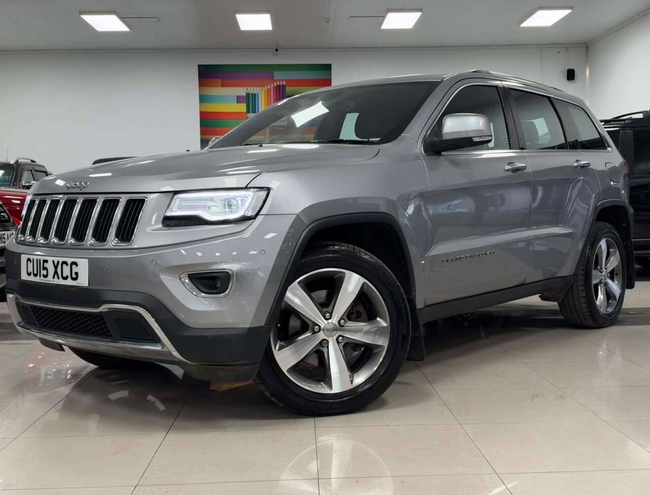 A 2015 JEEP GRAND CHEROKEE 3.0 V6 CRD Limited Plus SUV 5dr Diesel Auto 4WD Euro 5 (247 bhp) A 2015 JEEP GRAND CHEROKEE 3.0 V6 CRD Limited Plus SUV 5dr Diesel Auto 4WD Euro 5 (247 bhp)