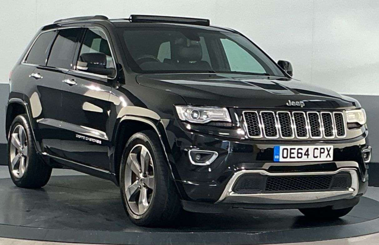 A 2015 JEEP GRAND CHEROKEE 3.0 V6 CRD Overland SUV 5dr Diesel Auto 4WD Euro 5 (247 bhp) A 2015 JEEP GRAND CHEROKEE 3.0 V6 CRD Overland SUV 5dr Diesel Auto 4WD Euro 5 (247 bhp)
