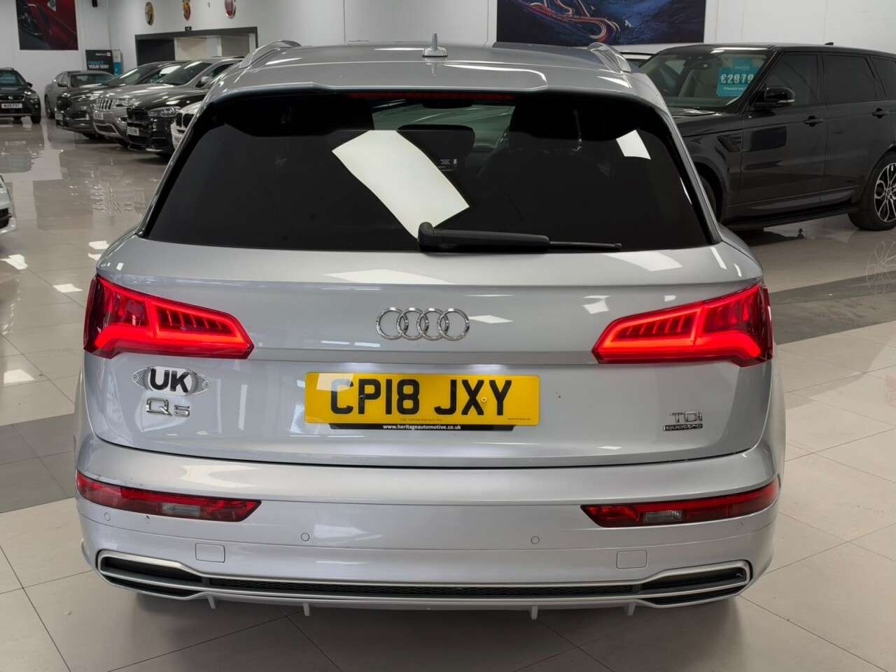 A 2018 AUDI Q5 2.0 TDI S line SUV 5dr Diesel S Tronic quattro Euro 6 (s/s) (190 ps) S TRON A 2018 AUDI Q5 2.0 TDI S line SUV 5dr Diesel S Tronic quattro Euro 6 (s/s) (190 ps) S TRON