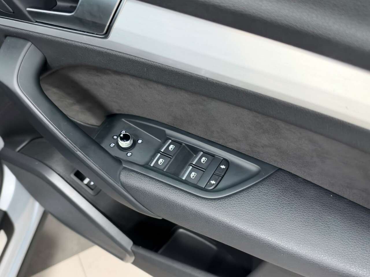 2018 AUDI Q5 2018 AUDI Q5