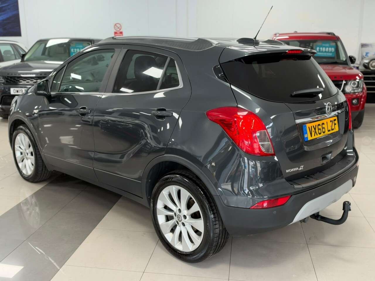 A 2016 VAUXHALL MOKKA X 1.6 CDTi Elite SUV 5dr Diesel Manual Euro 6 (s/s) (136 ps) HEATED SEATS & S A 2016 VAUXHALL MOKKA X 1.6 CDTi Elite SUV 5dr Diesel Manual Euro 6 (s/s) (136 ps) HEATED SEATS & S