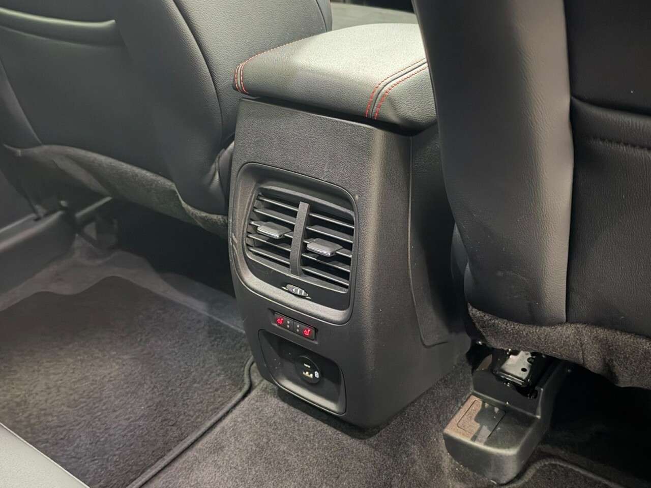 2021 FORD KUGA 2021 FORD KUGA