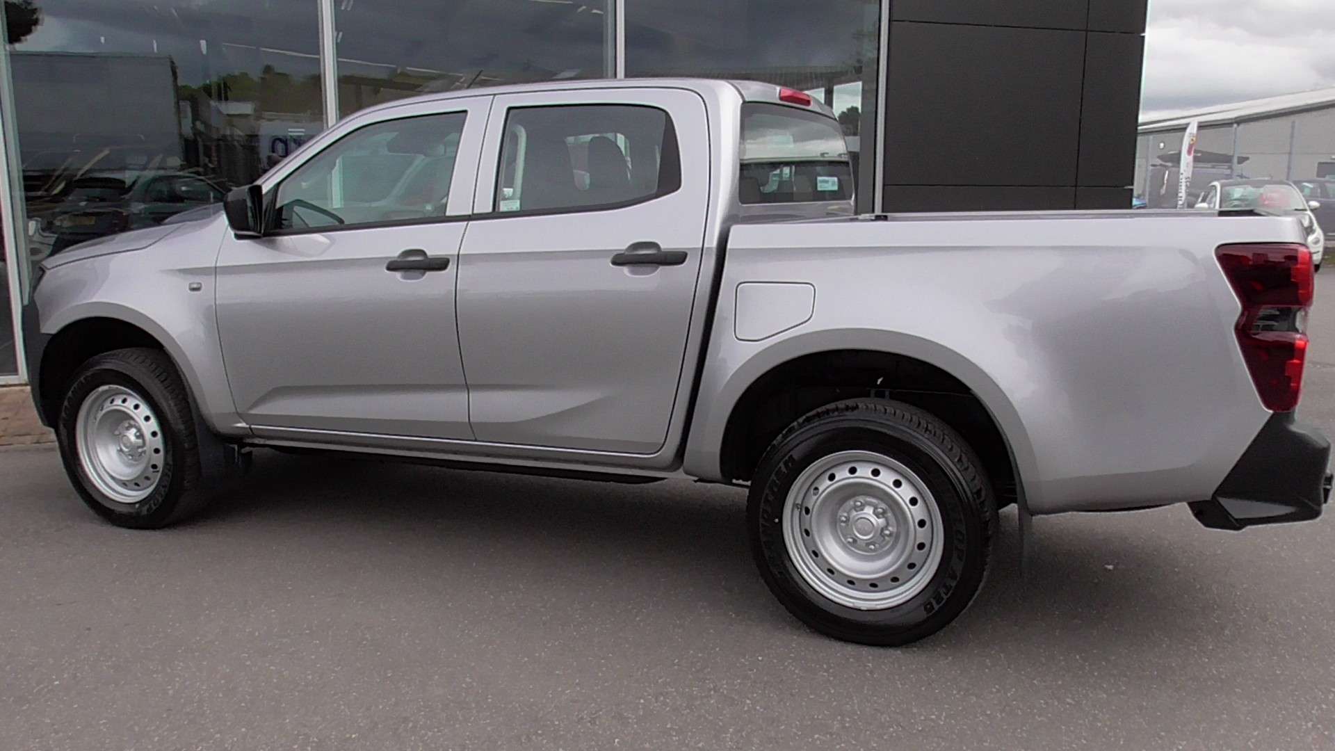 null ISUZU D MAX null ISUZU D MAX