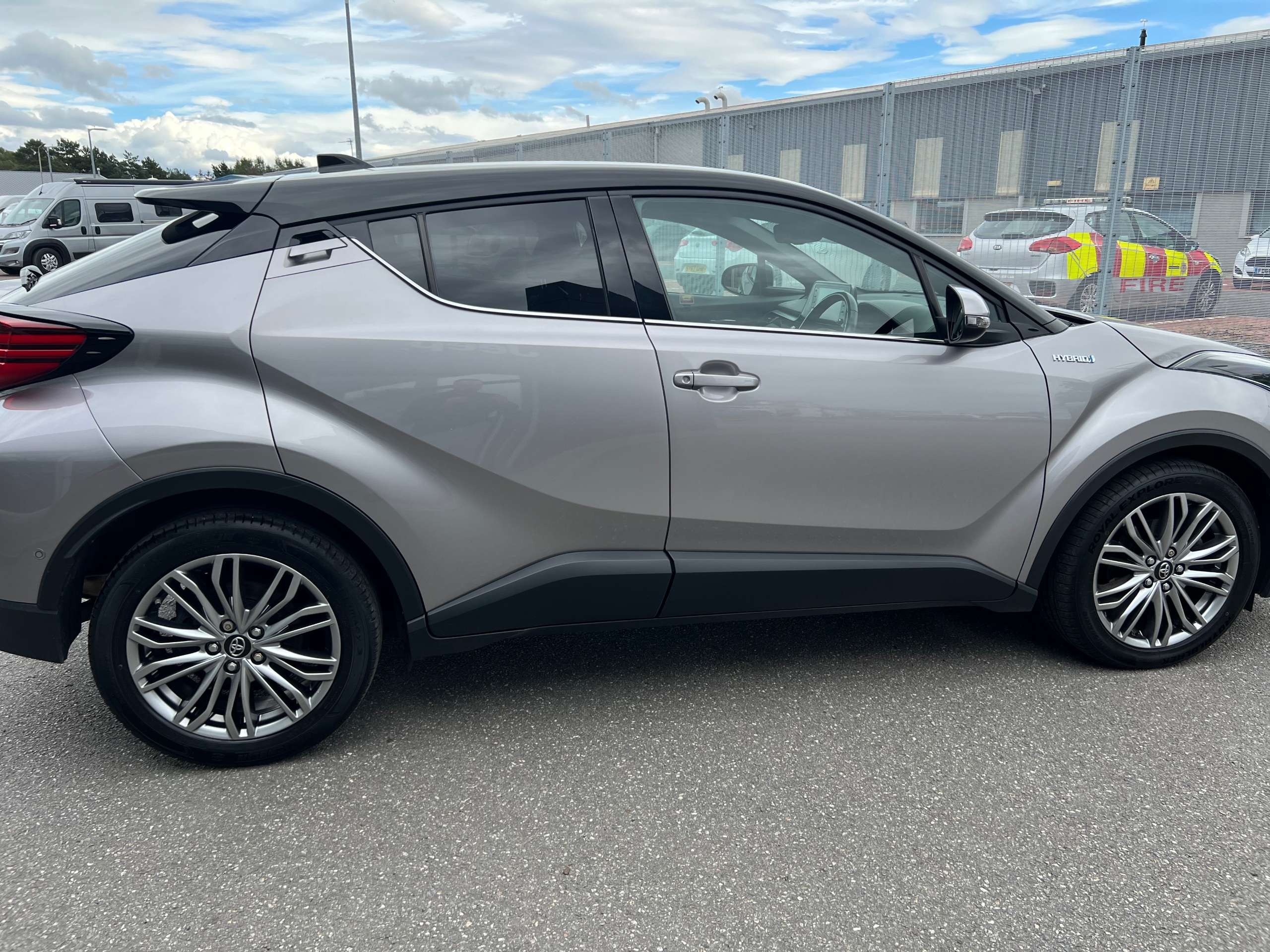 2021 TOYOTA C-HR 2021 TOYOTA C-HR