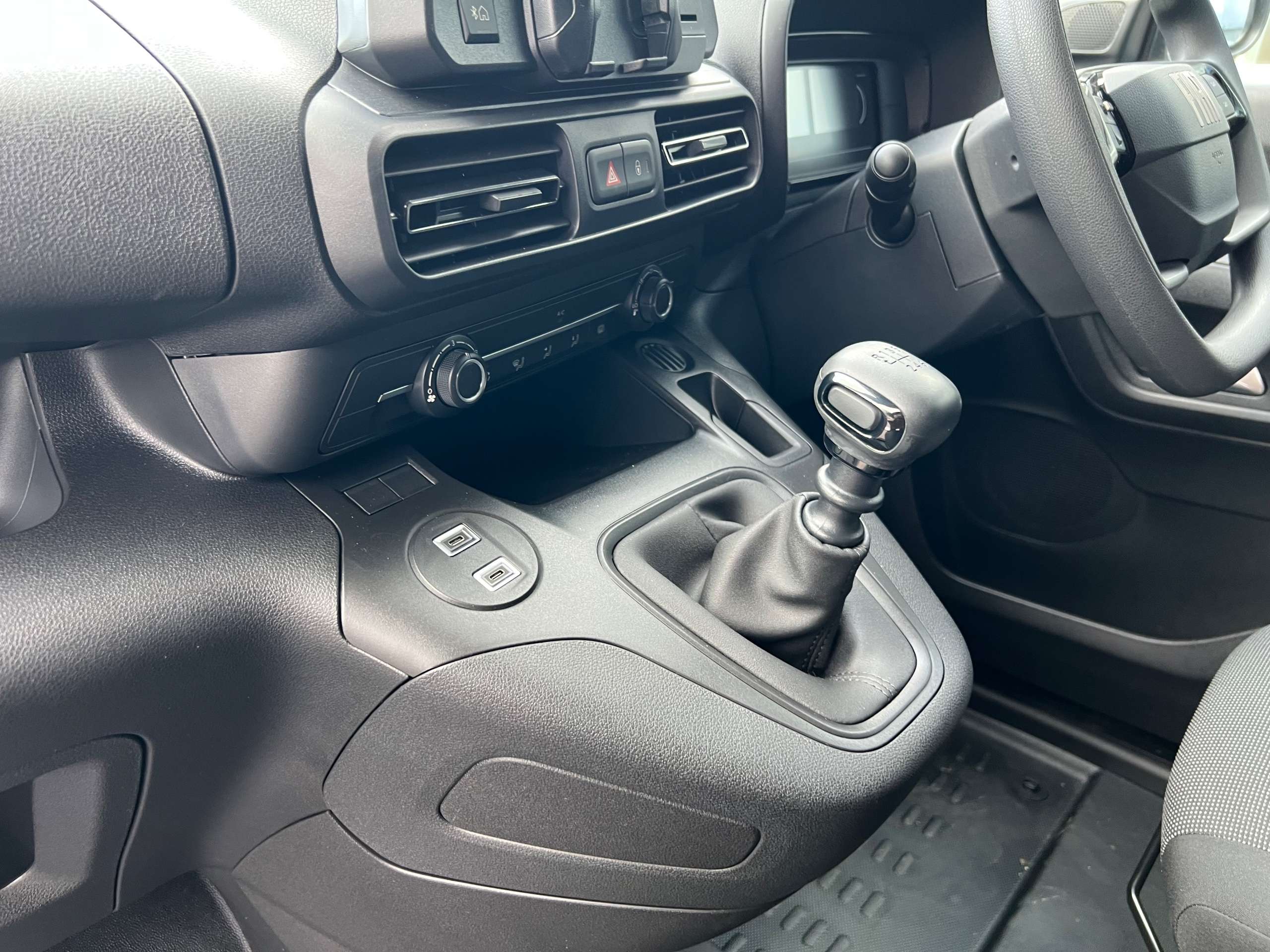 2025 FIAT DOBLO 2025 FIAT DOBLO