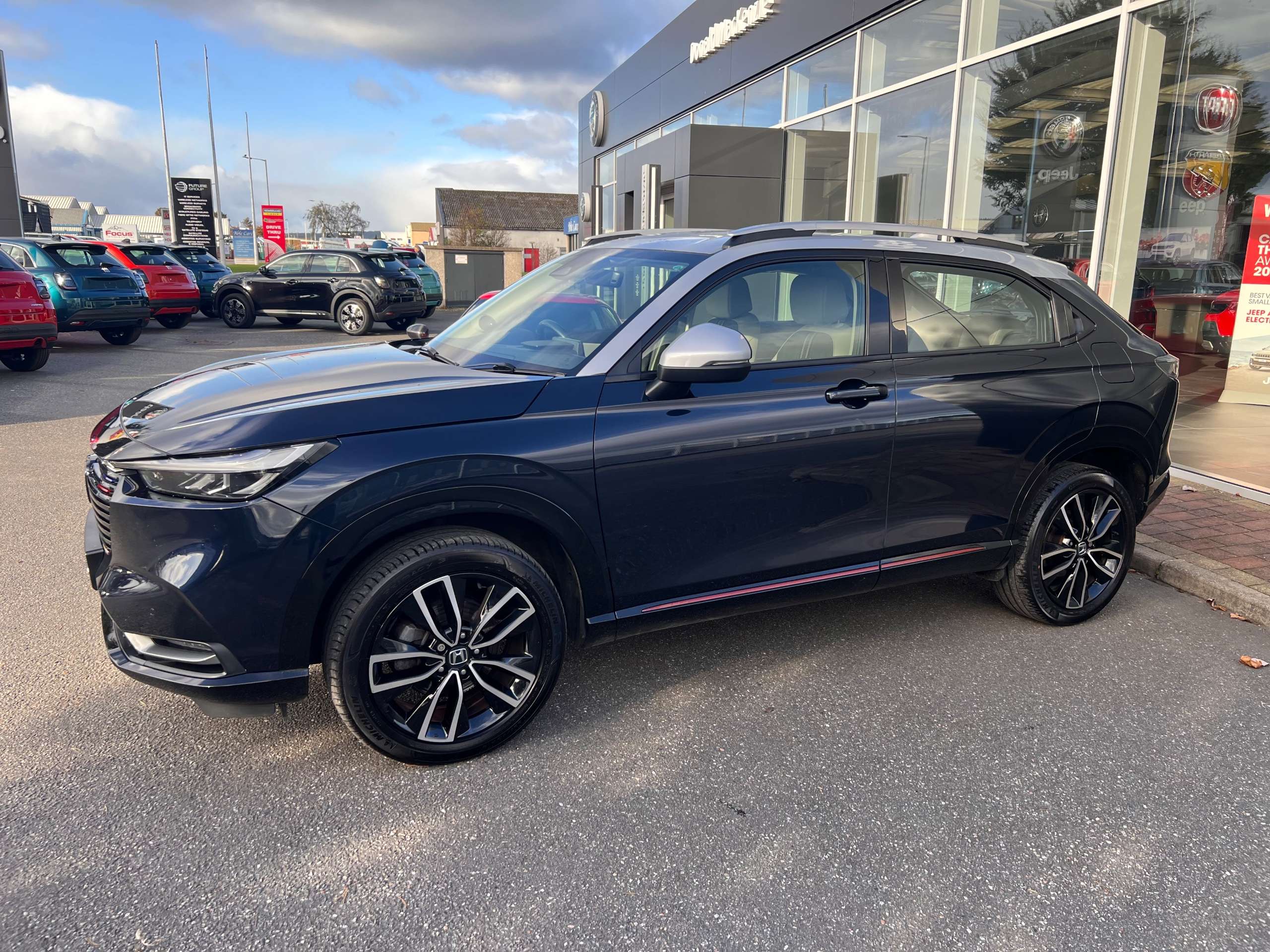 A 2022 HONDA HR-V 1.5 h i-MMD Advance Style SUV 5dr Petrol Hybrid CVT Euro 6 (s/s) (131 ps) A 2022 HONDA HR-V 1.5 h i-MMD Advance Style SUV 5dr Petrol Hybrid CVT Euro 6 (s/s) (131 ps)