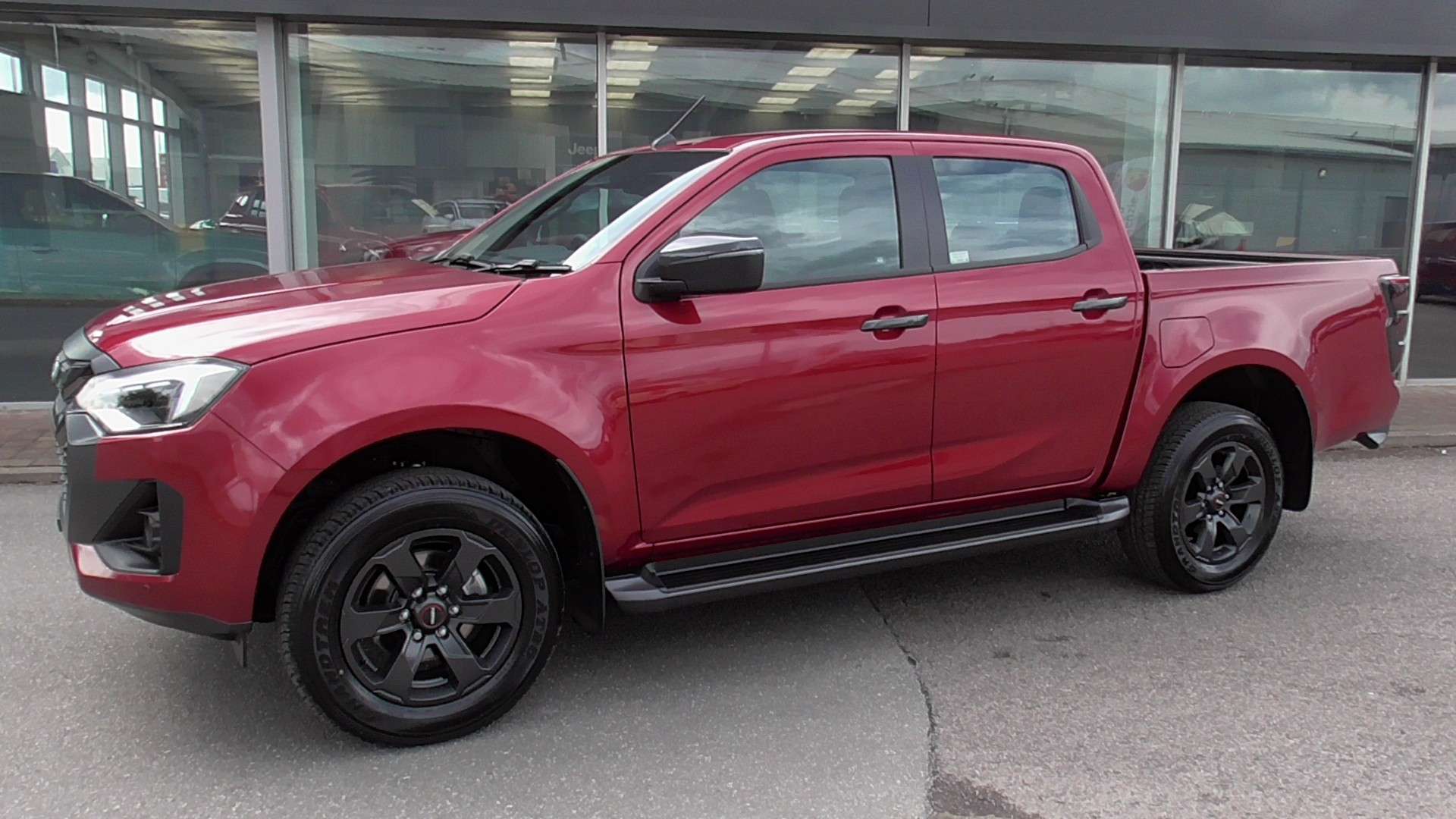 A null ISUZU D MAX V Cross Automatic Double Cab A null ISUZU D MAX V Cross Automatic Double Cab