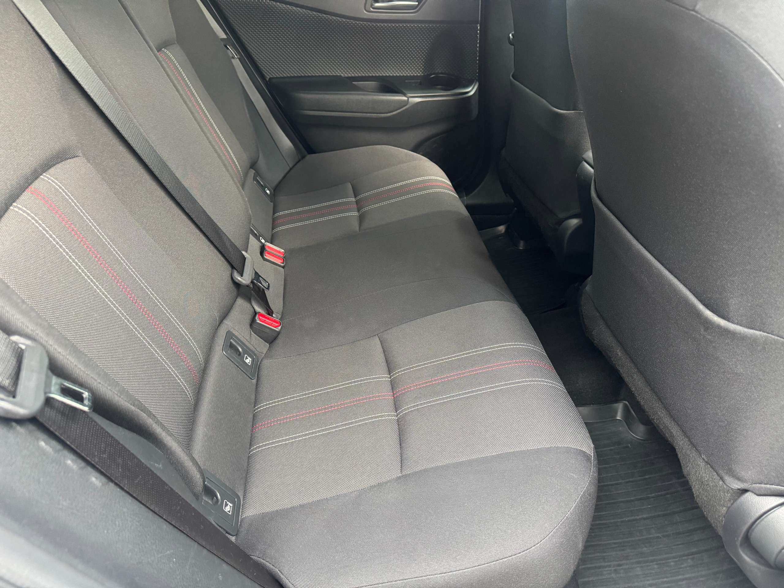 2022 TOYOTA C-HR 2022 TOYOTA C-HR