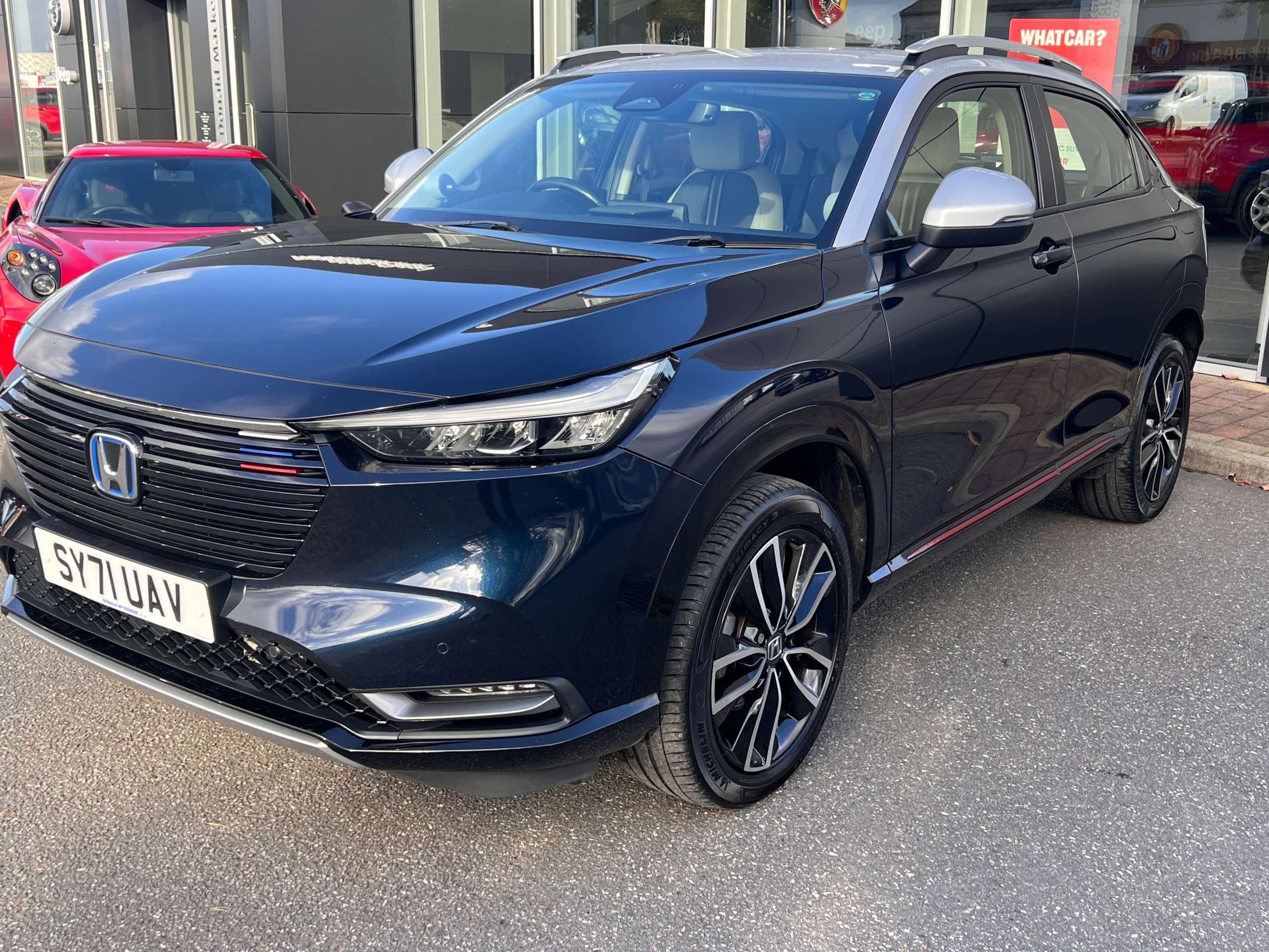 A 2022 HONDA HR-V 1.5 h i-MMD Advance Style SUV 5dr Petrol Hybrid CVT Euro 6 (s/s) (131 ps) A 2022 HONDA HR-V 1.5 h i-MMD Advance Style SUV 5dr Petrol Hybrid CVT Euro 6 (s/s) (131 ps)