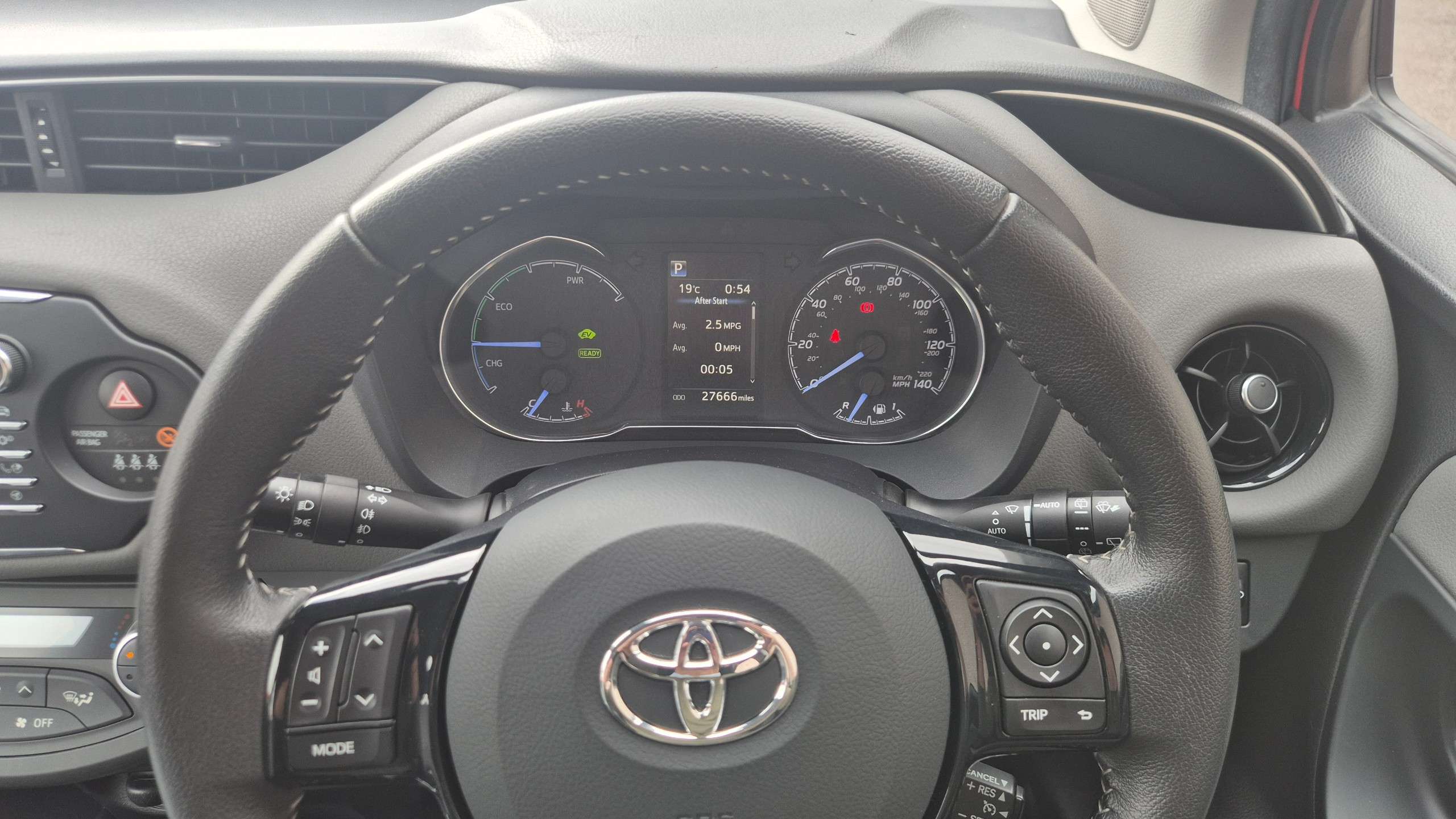 2018 TOYOTA YARIS 2018 TOYOTA YARIS