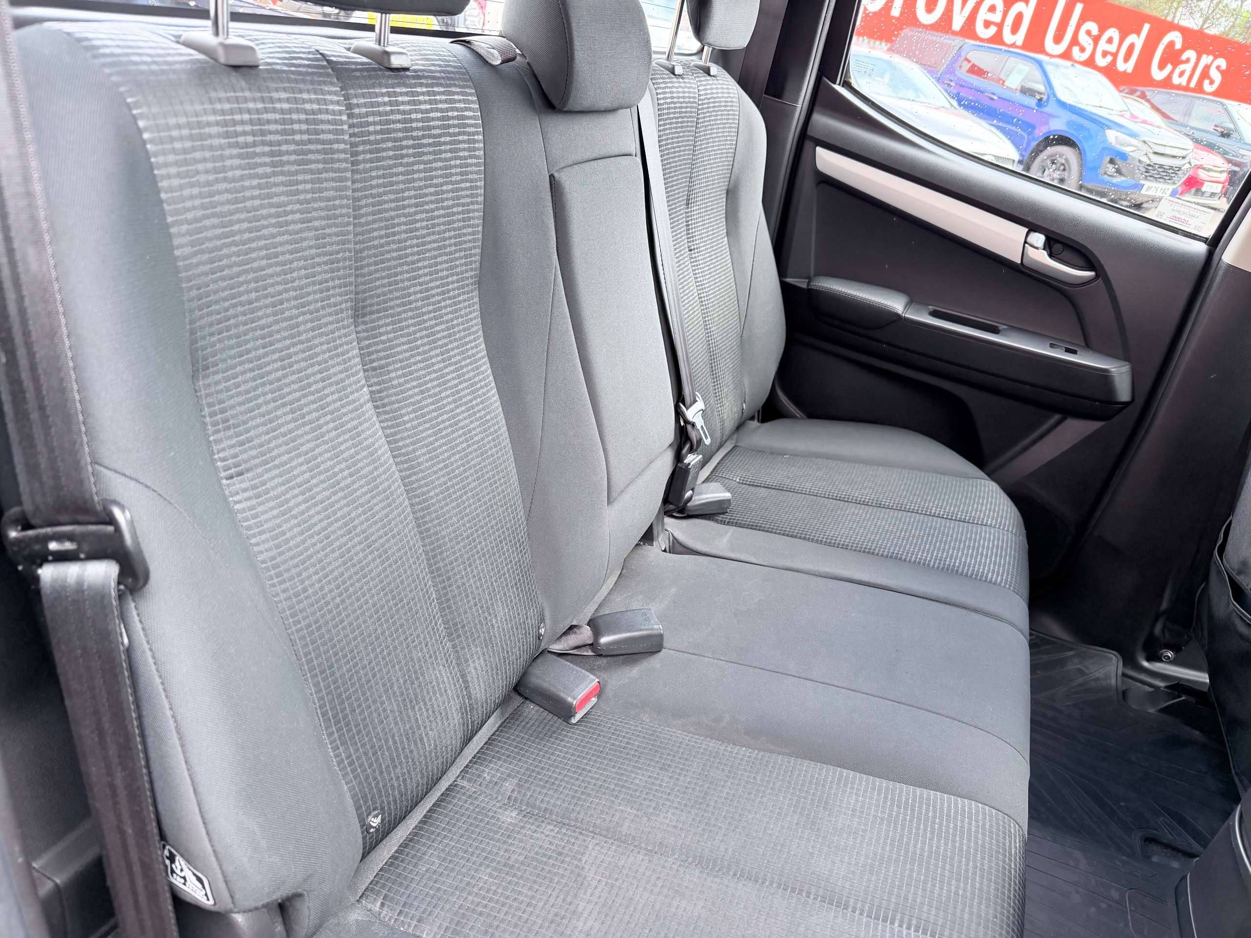 2017 ISUZU D-MAX 2017 ISUZU D-MAX