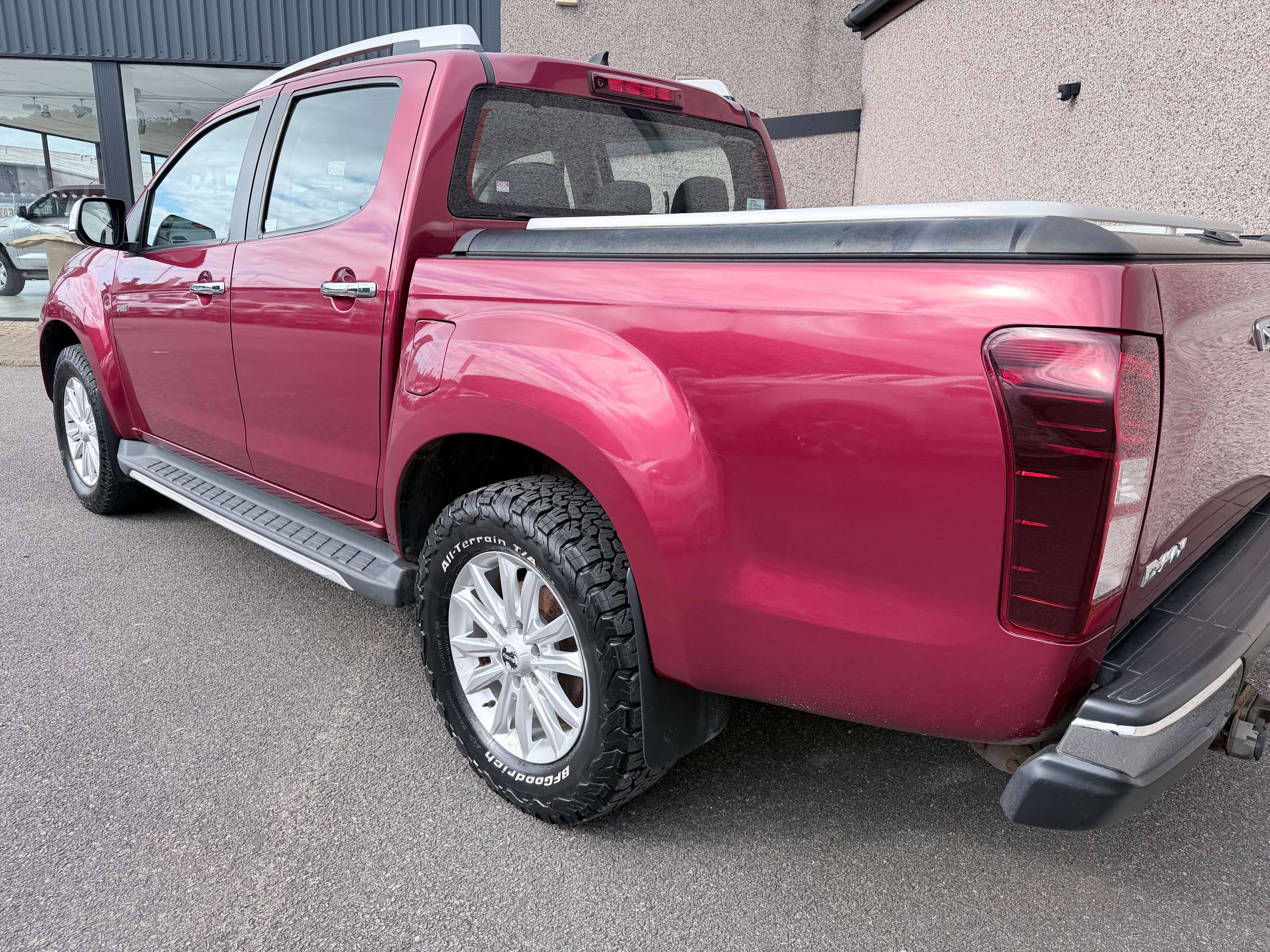 2020 ISUZU D-MAX 2020 ISUZU D-MAX