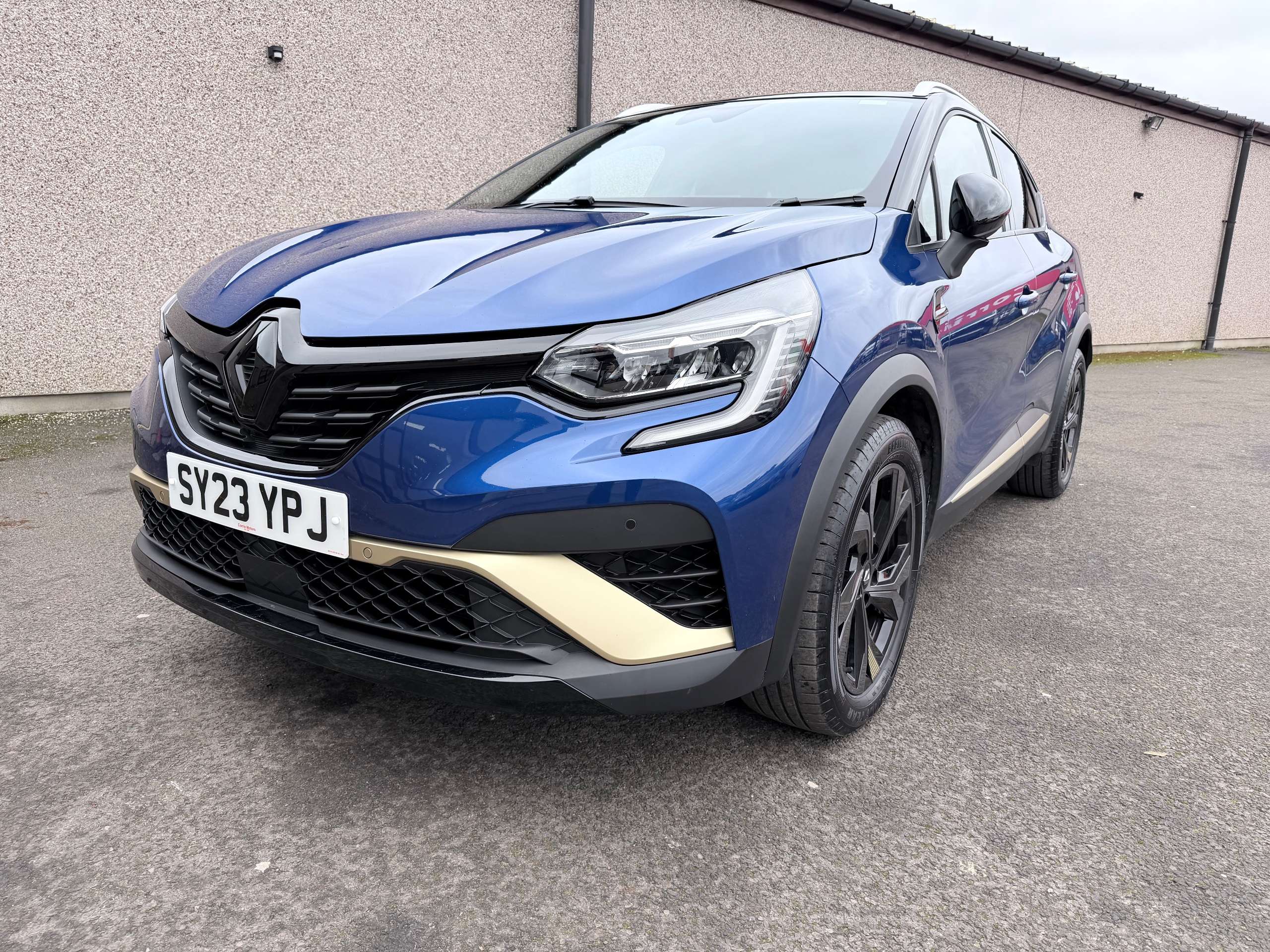 A 2023 RENAULT CAPTUR 1.6 E-TECH E-Tech engineered SUV 5dr Petrol Hybrid Auto Euro 6 (s/s) (145 ps) A 2023 RENAULT CAPTUR 1.6 E-TECH E-Tech engineered SUV 5dr Petrol Hybrid Auto Euro 6 (s/s) (145 ps)
