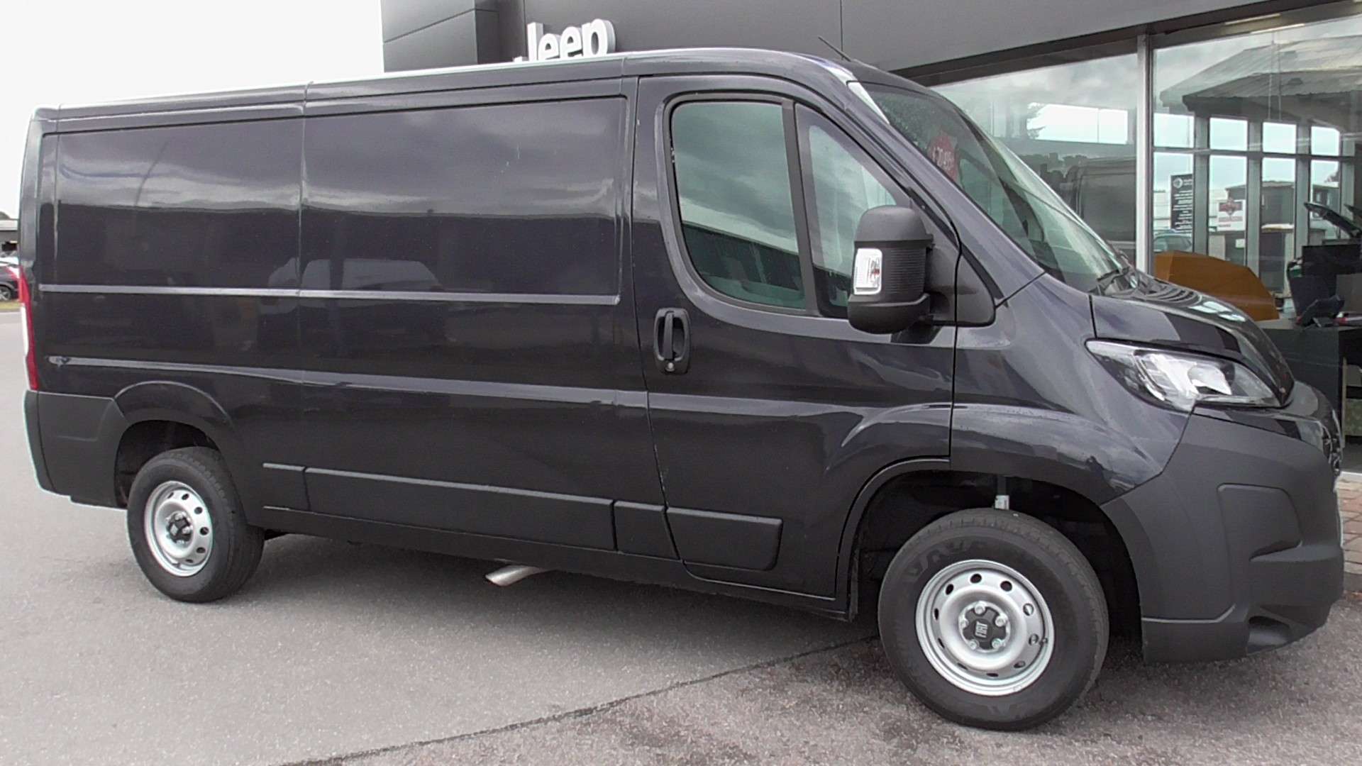 A 2025 FIAT DUCATO 35 L2 H1 MWB A 2025 FIAT DUCATO 35 L2 H1 MWB