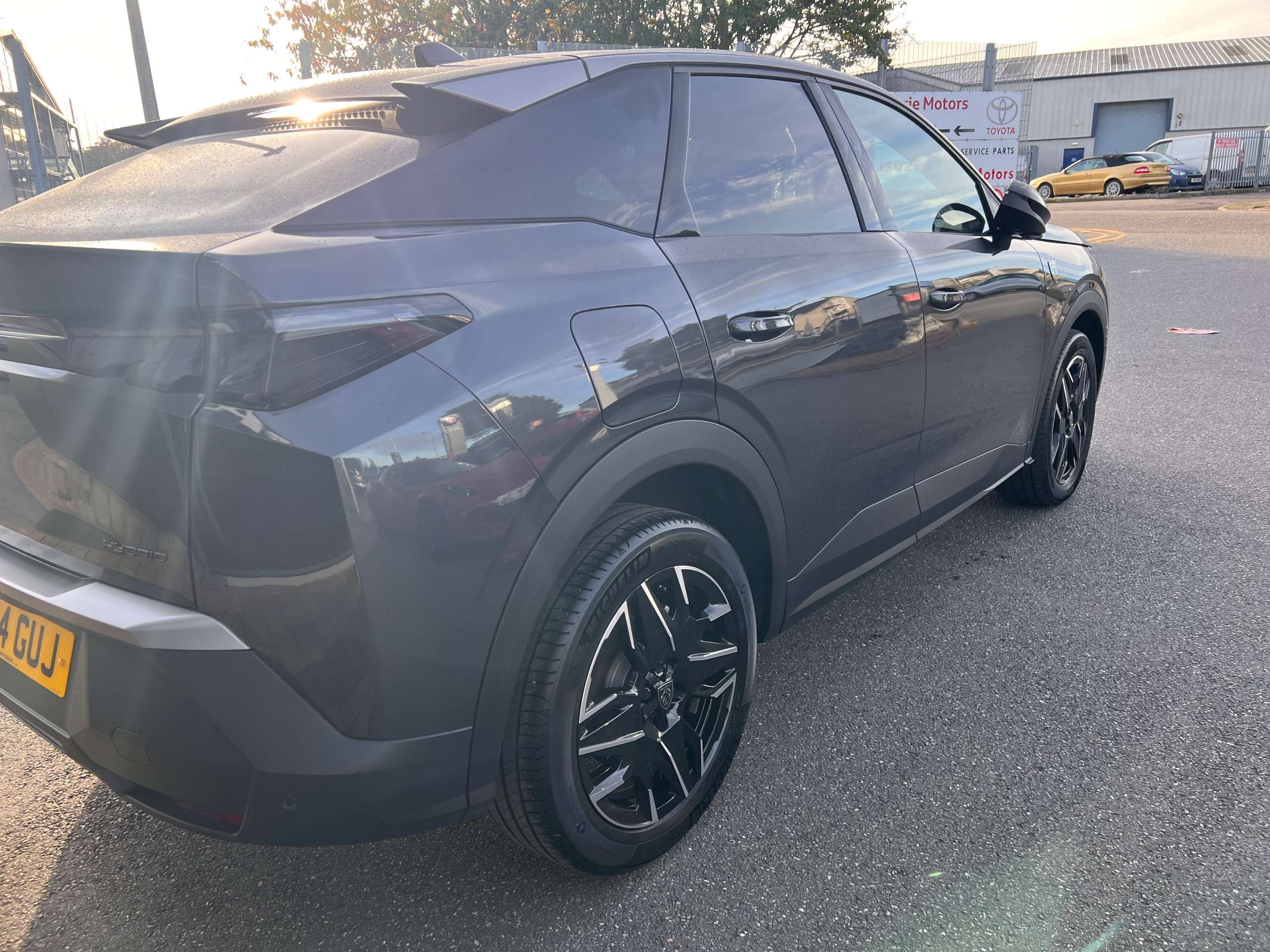 2024 PEUGEOT 3008 2024 PEUGEOT 3008