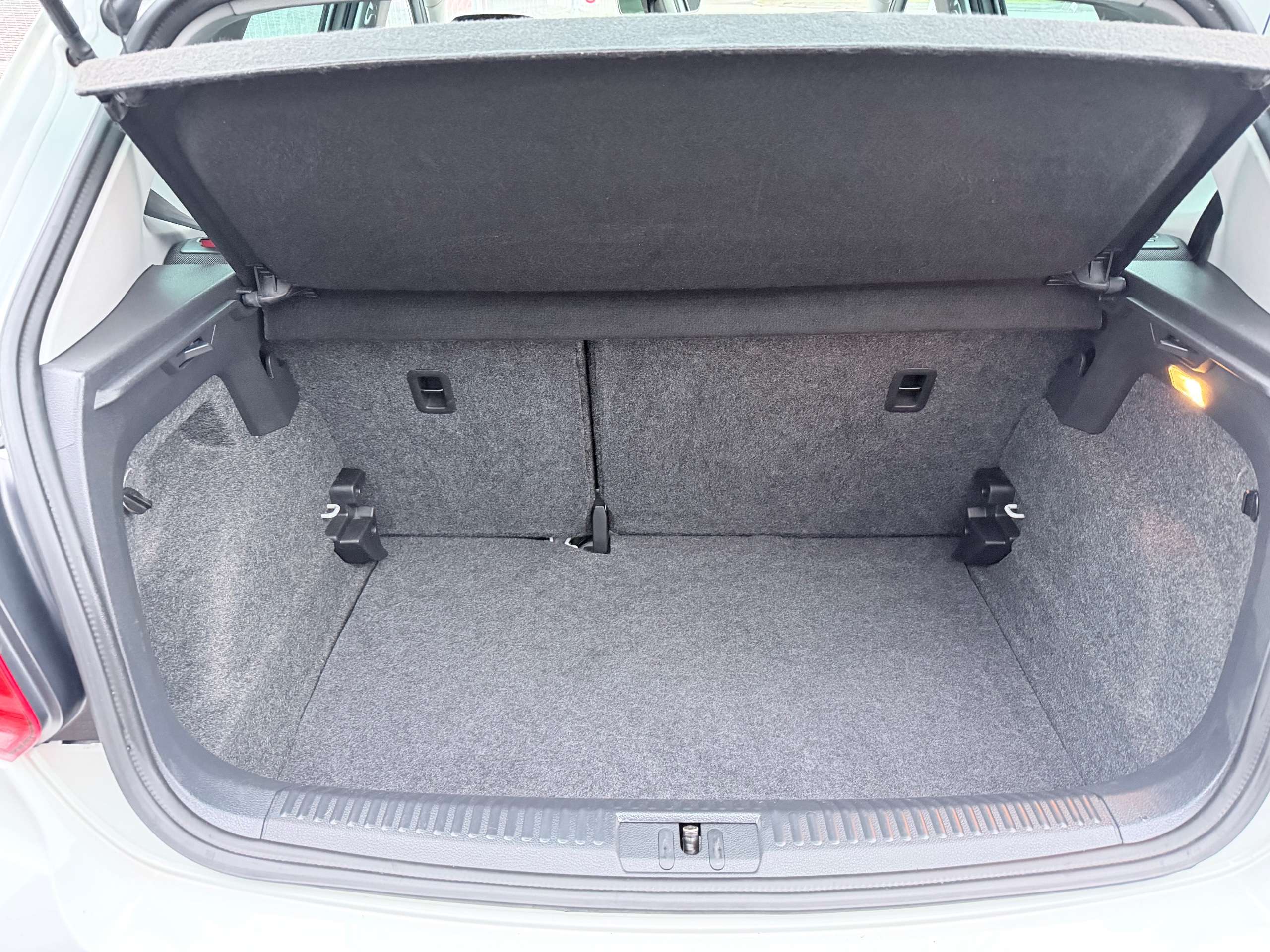 2017 VOLKSWAGEN POLO 2017 VOLKSWAGEN POLO