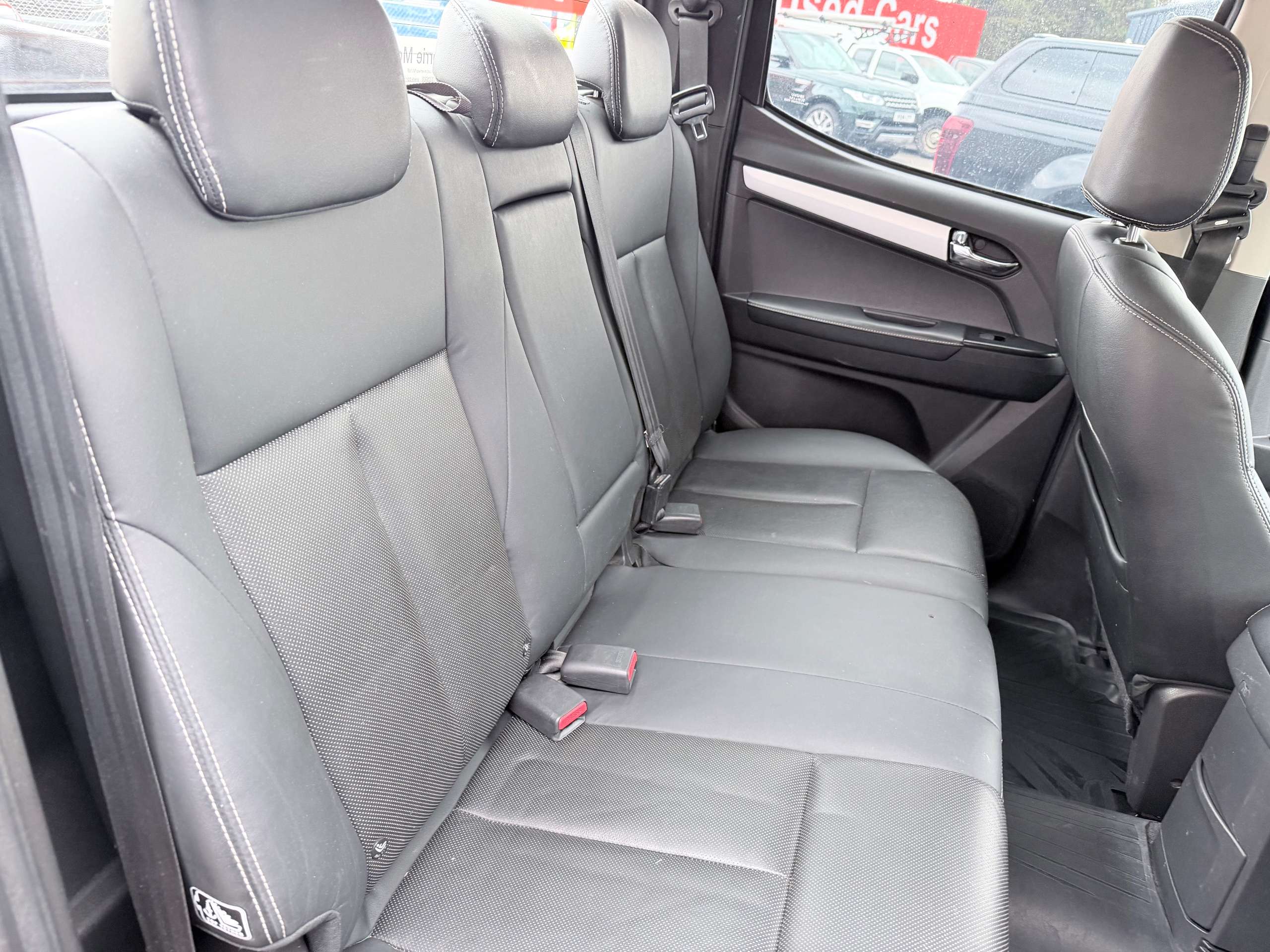 2020 ISUZU D-MAX 2020 ISUZU D-MAX