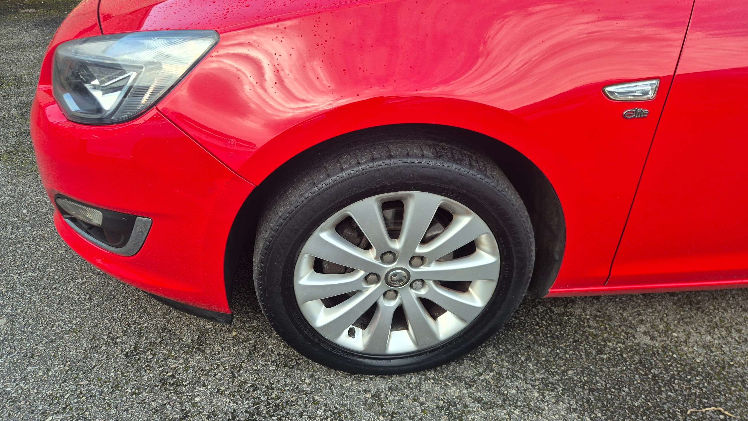 A 2014 VAUXHALL ASTRA 2.0 CDTi Elite Hatchback 5dr Diesel Auto Euro 5 (165 ps) A 2014 VAUXHALL ASTRA 2.0 CDTi Elite Hatchback 5dr Diesel Auto Euro 5 (165 ps)