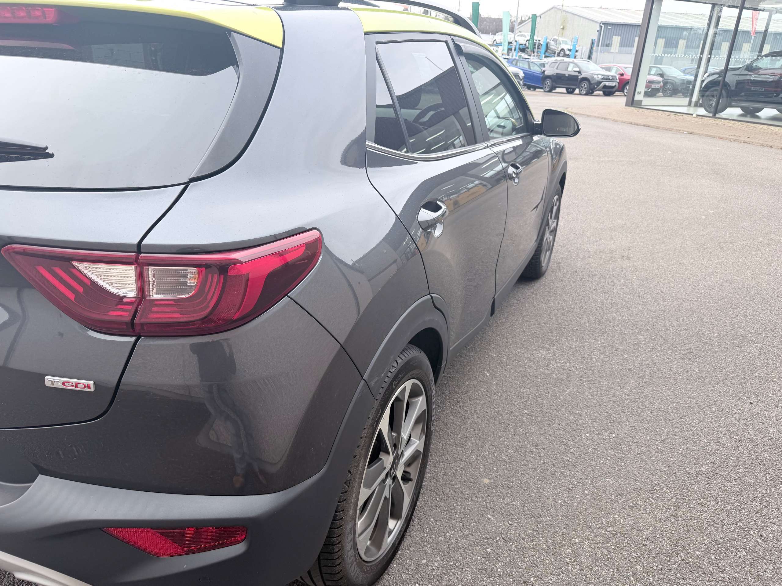 2020 KIA STONIC 2020 KIA STONIC