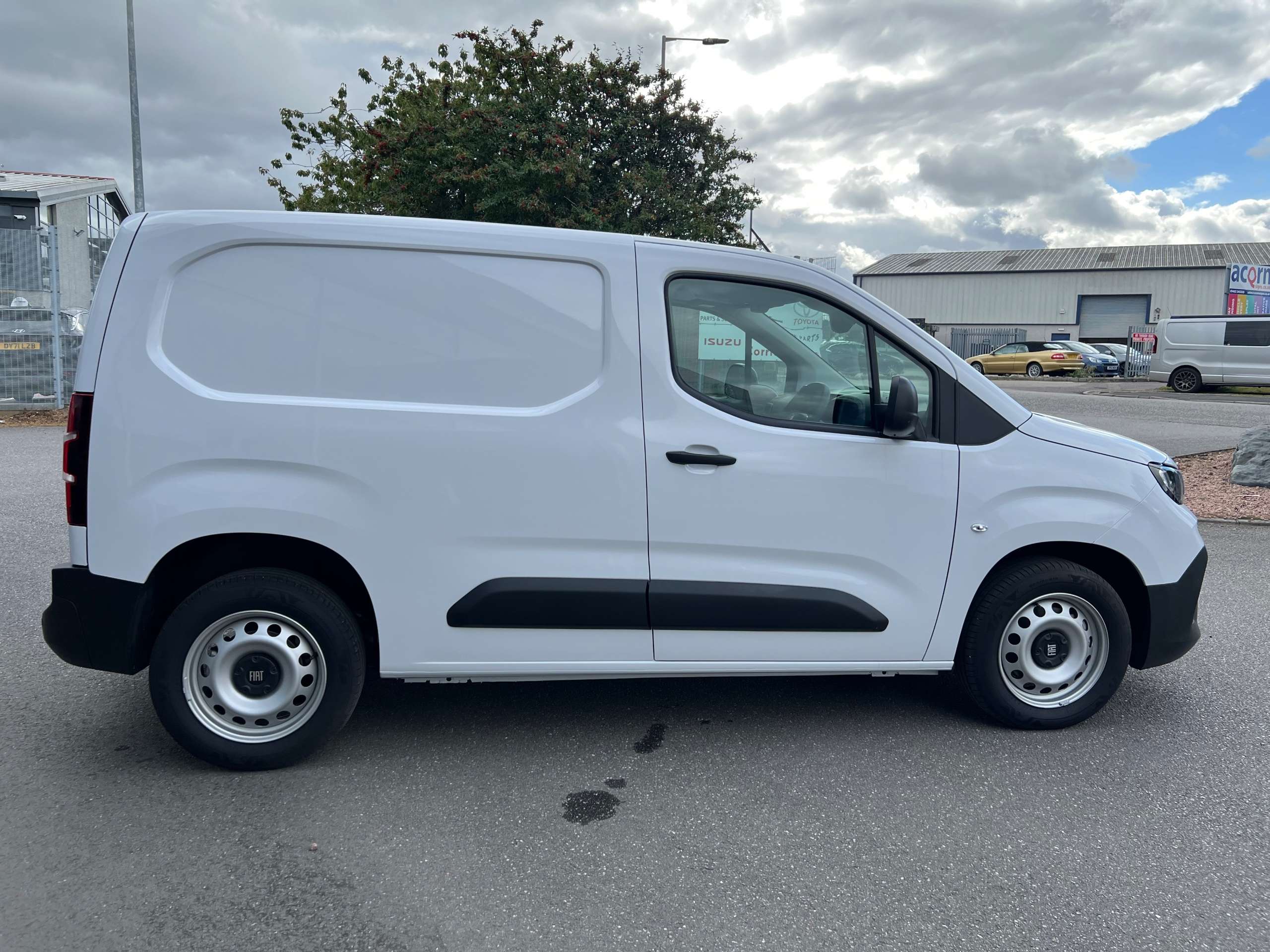 2025 FIAT DOBLO 2025 FIAT DOBLO