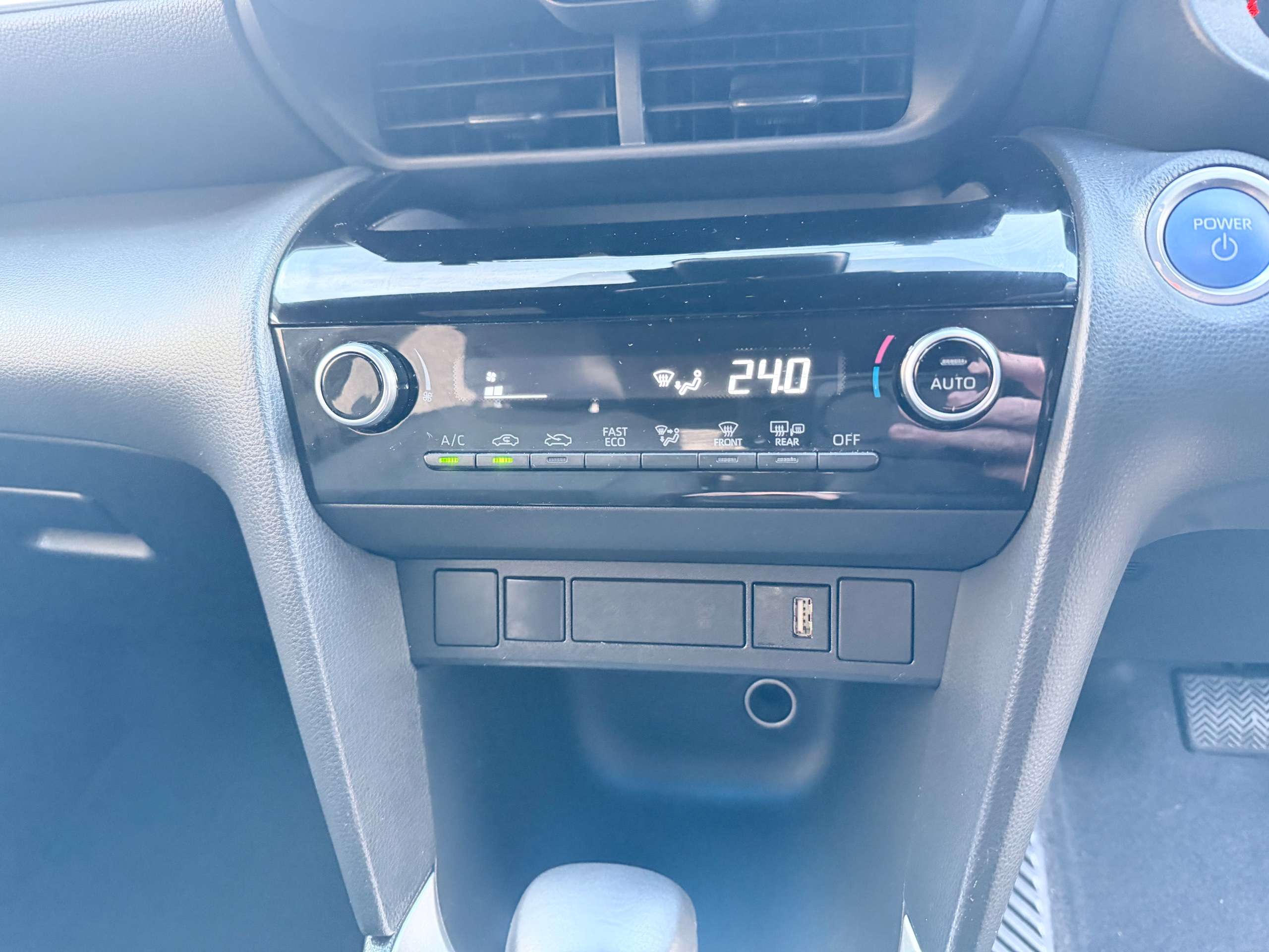 2022 TOYOTA YARIS CROSS 2022 TOYOTA YARIS CROSS