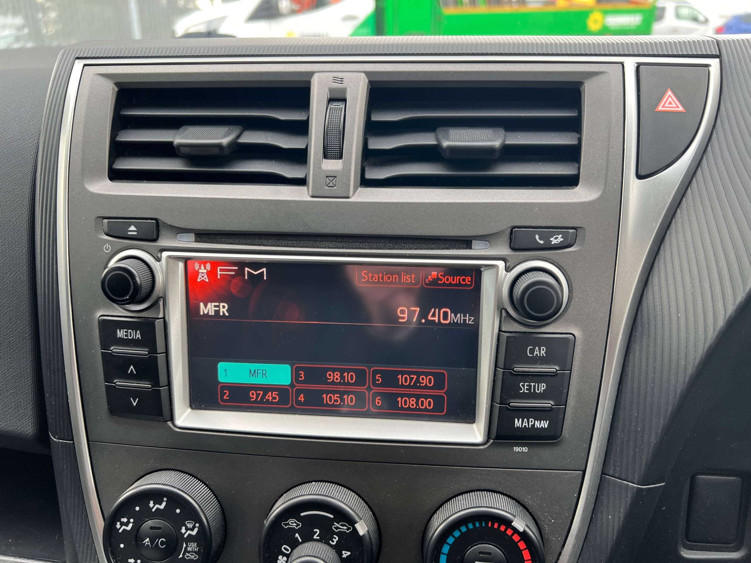 2011 TOYOTA VERSO 2011 TOYOTA VERSO