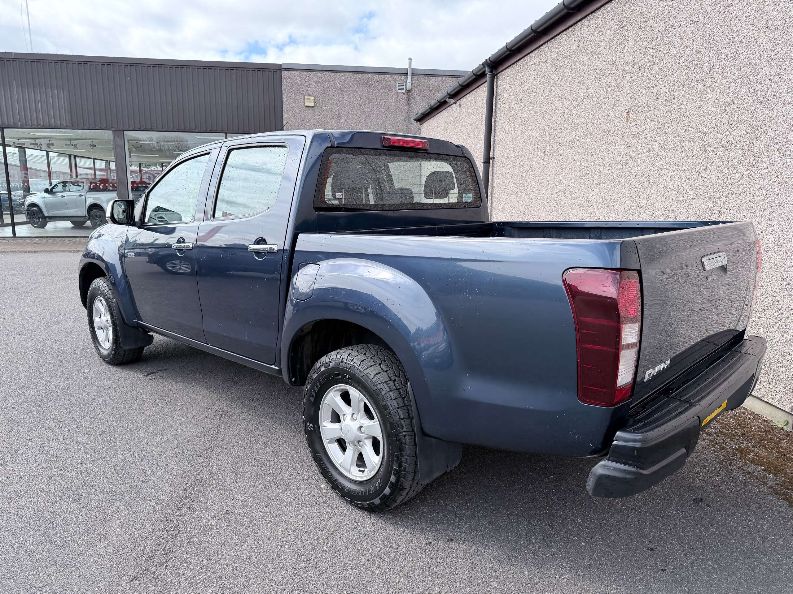 2017 ISUZU D-MAX 2017 ISUZU D-MAX