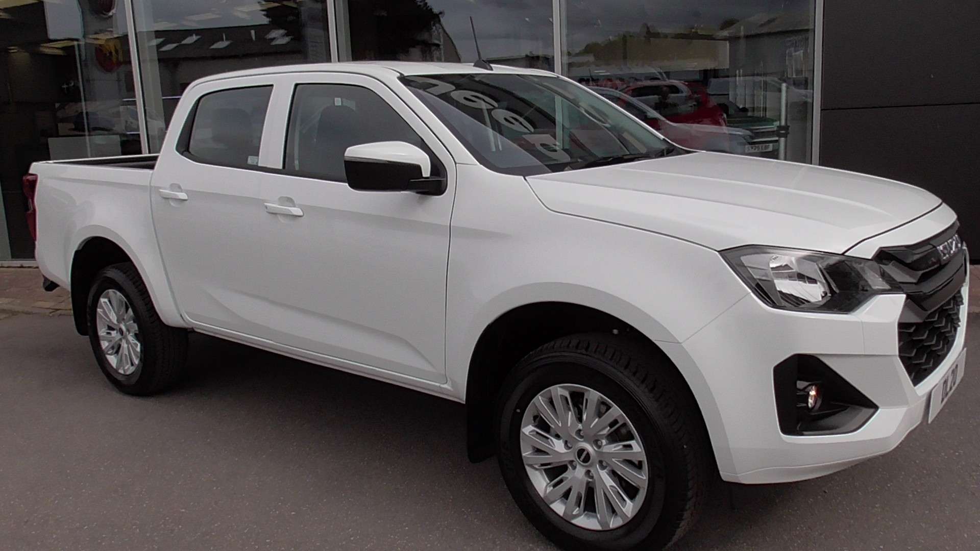 A null ISUZU D MAX DL 20 A null ISUZU D MAX DL 20