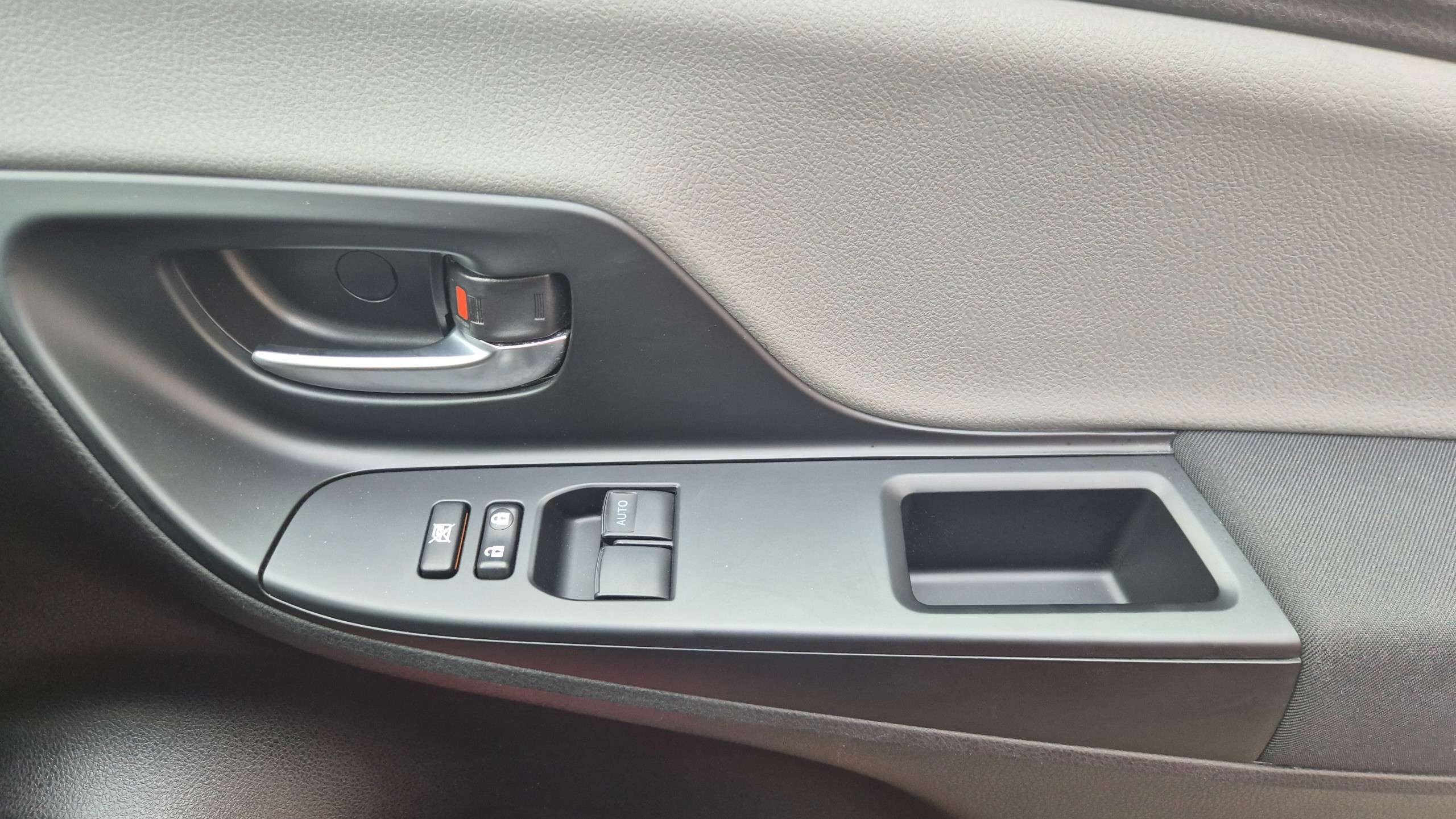2018 TOYOTA YARIS 2018 TOYOTA YARIS