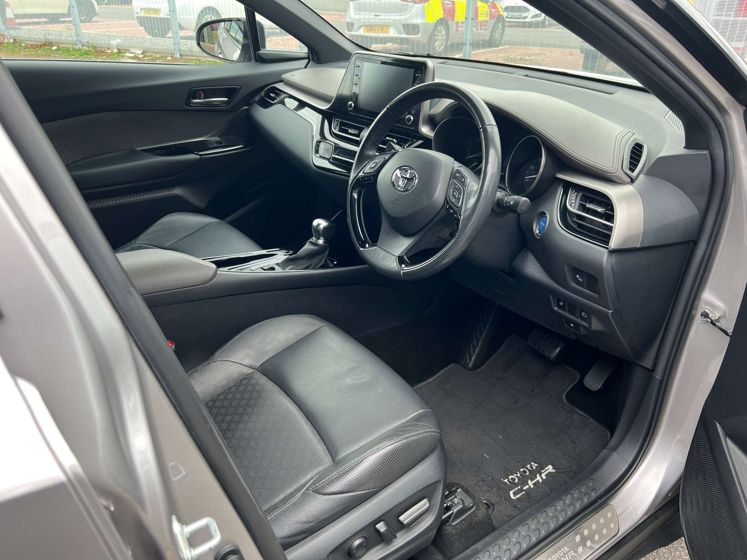 2021 TOYOTA C-HR 2021 TOYOTA C-HR