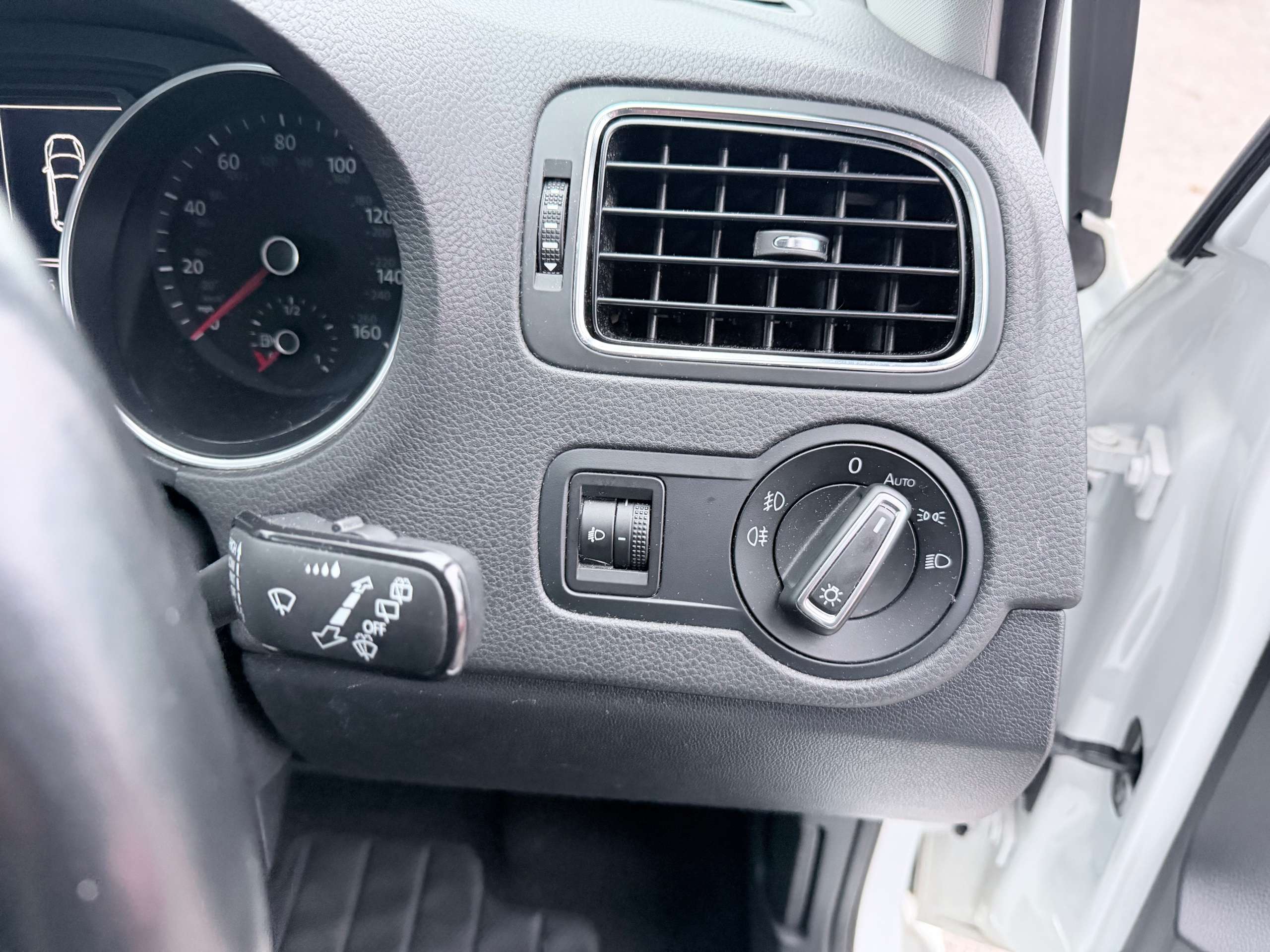 2017 VOLKSWAGEN POLO 2017 VOLKSWAGEN POLO