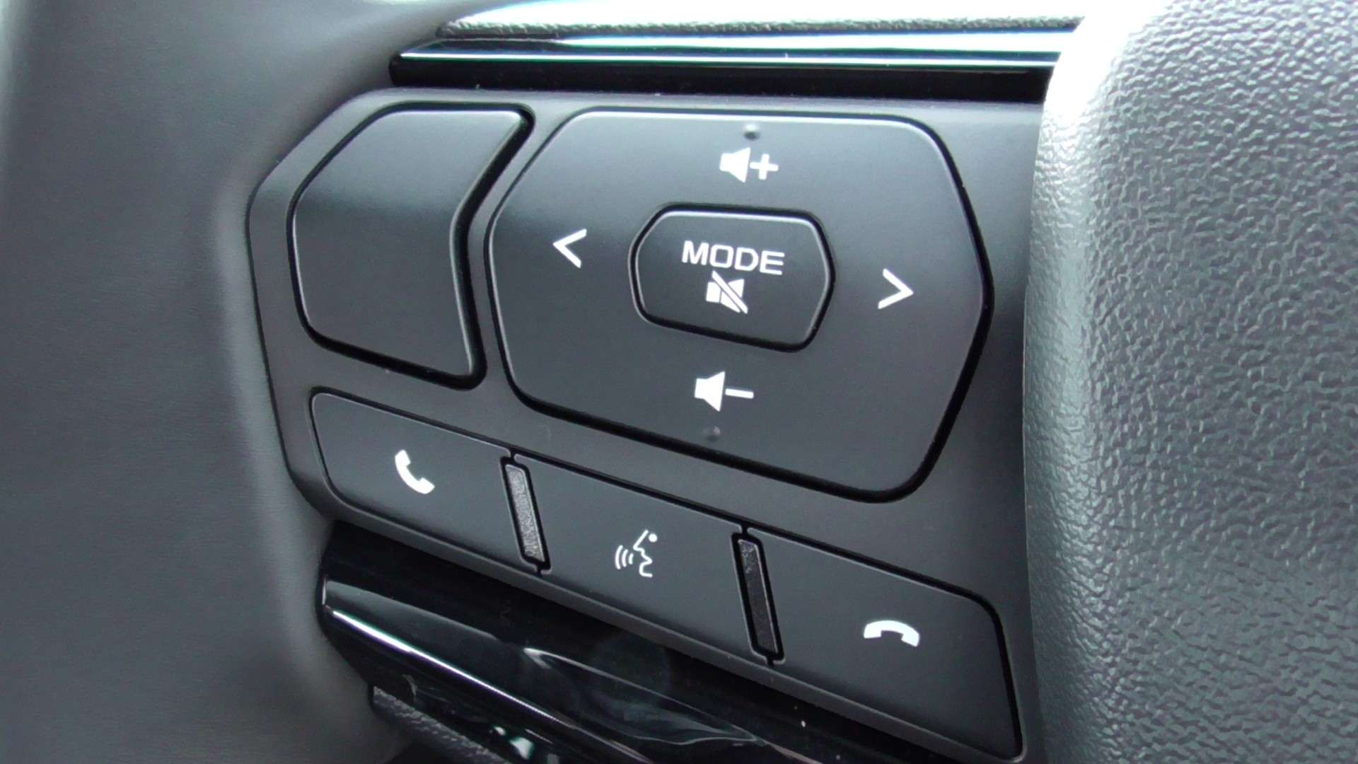 null ISUZU D MAX null ISUZU D MAX