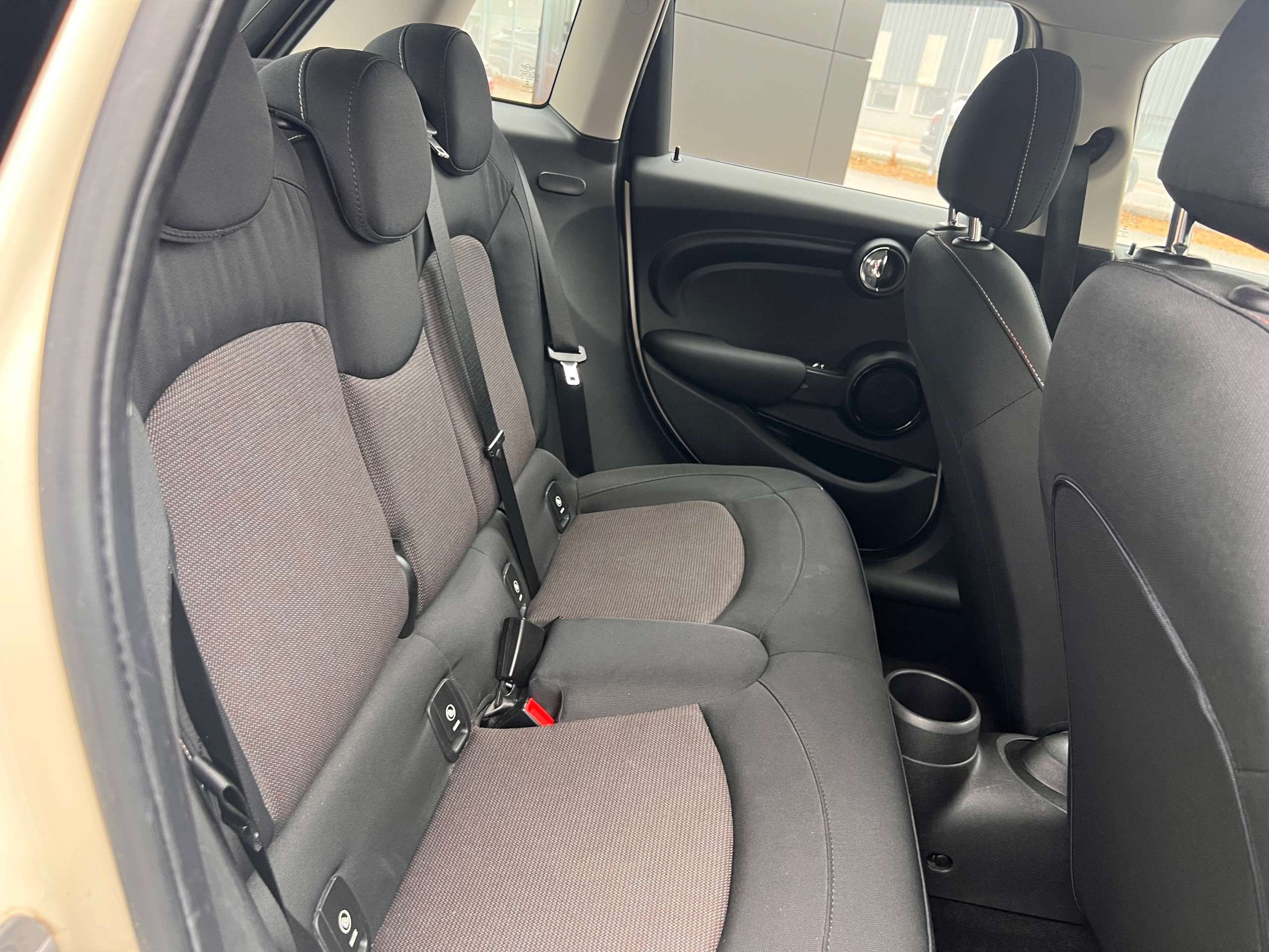 2018 MINI HATCH 2018 MINI HATCH