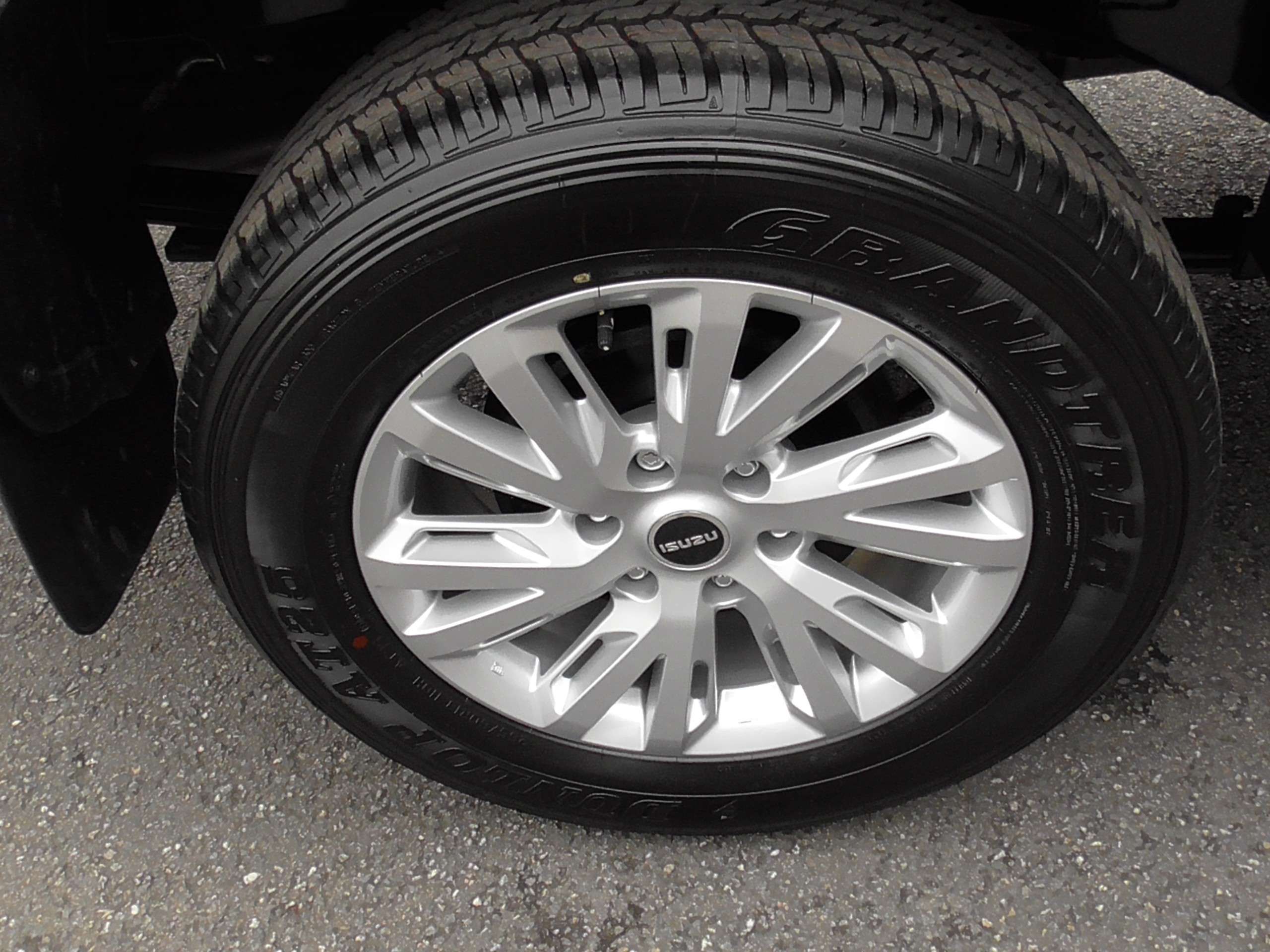 null ISUZU D MAX null ISUZU D MAX