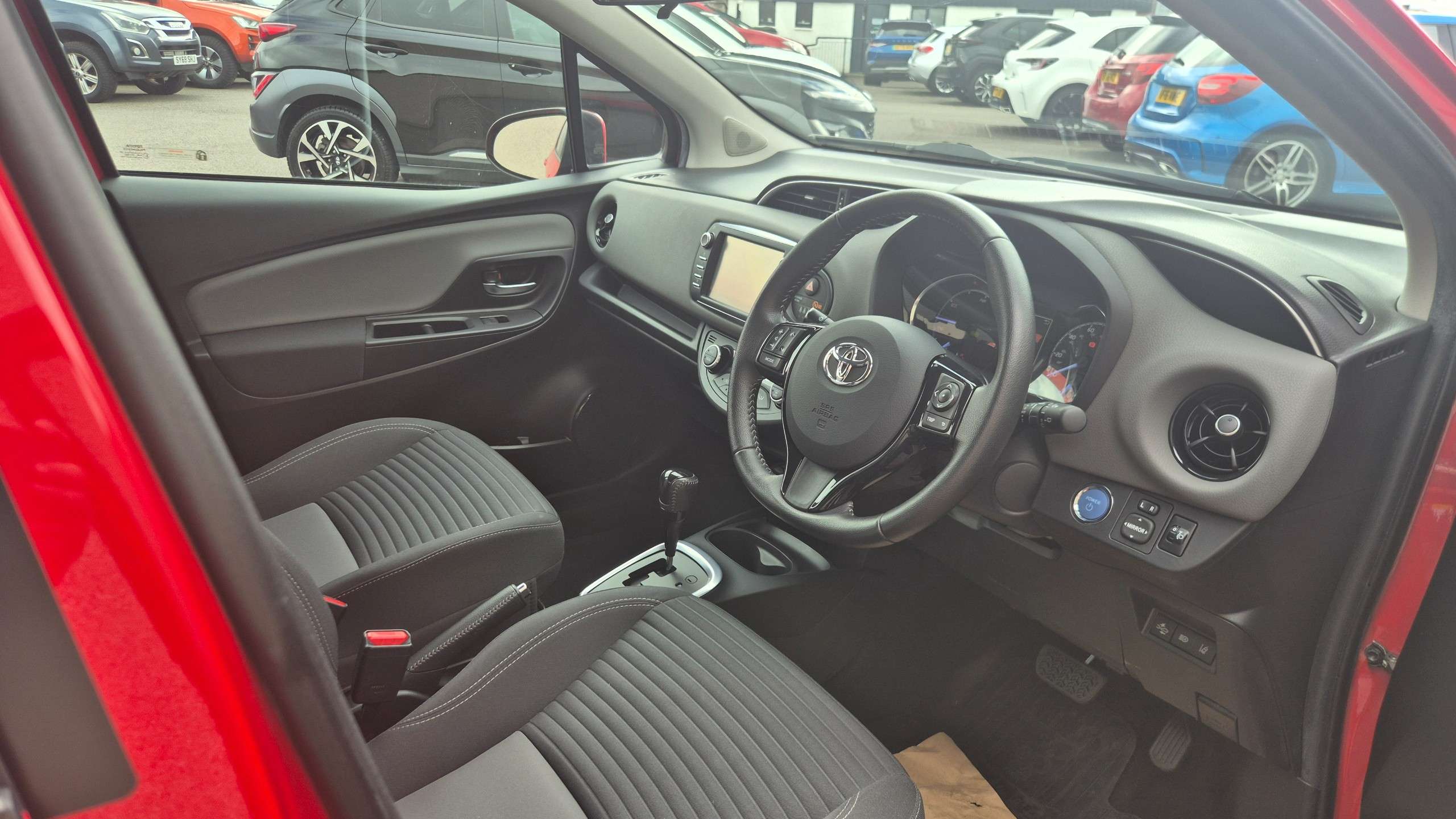 2018 TOYOTA YARIS 2018 TOYOTA YARIS