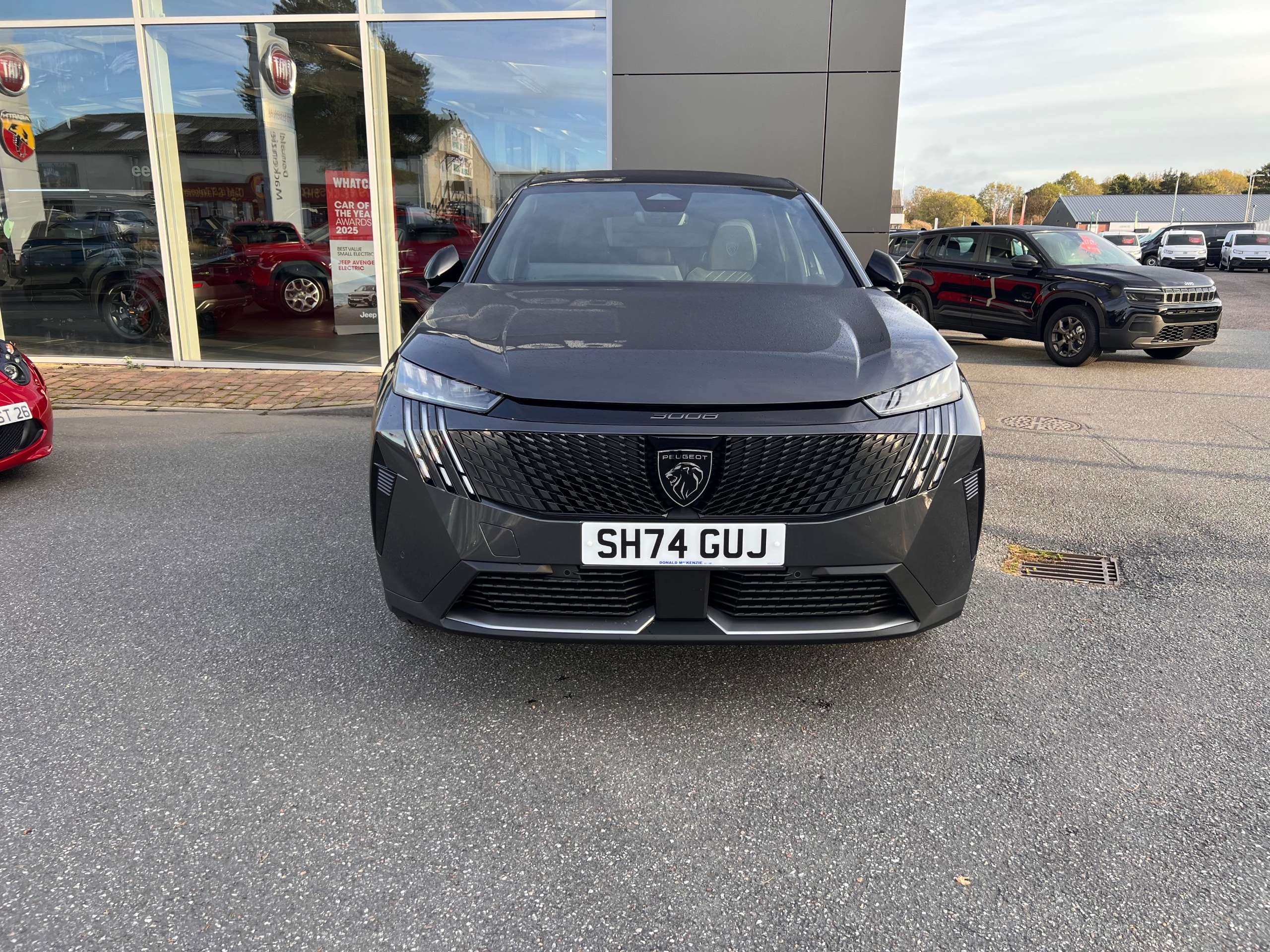 A 2024 PEUGEOT 3008 1.2 HYBRID GT SUV 5dr Petrol Hybrid e-DSC6 Euro 6 (s/s) (136 ps) A 2024 PEUGEOT 3008 1.2 HYBRID GT SUV 5dr Petrol Hybrid e-DSC6 Euro 6 (s/s) (136 ps)