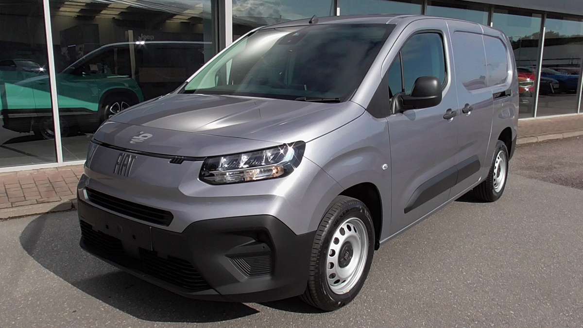 Check out this Fiat Doblo Maxi Diesel Manual