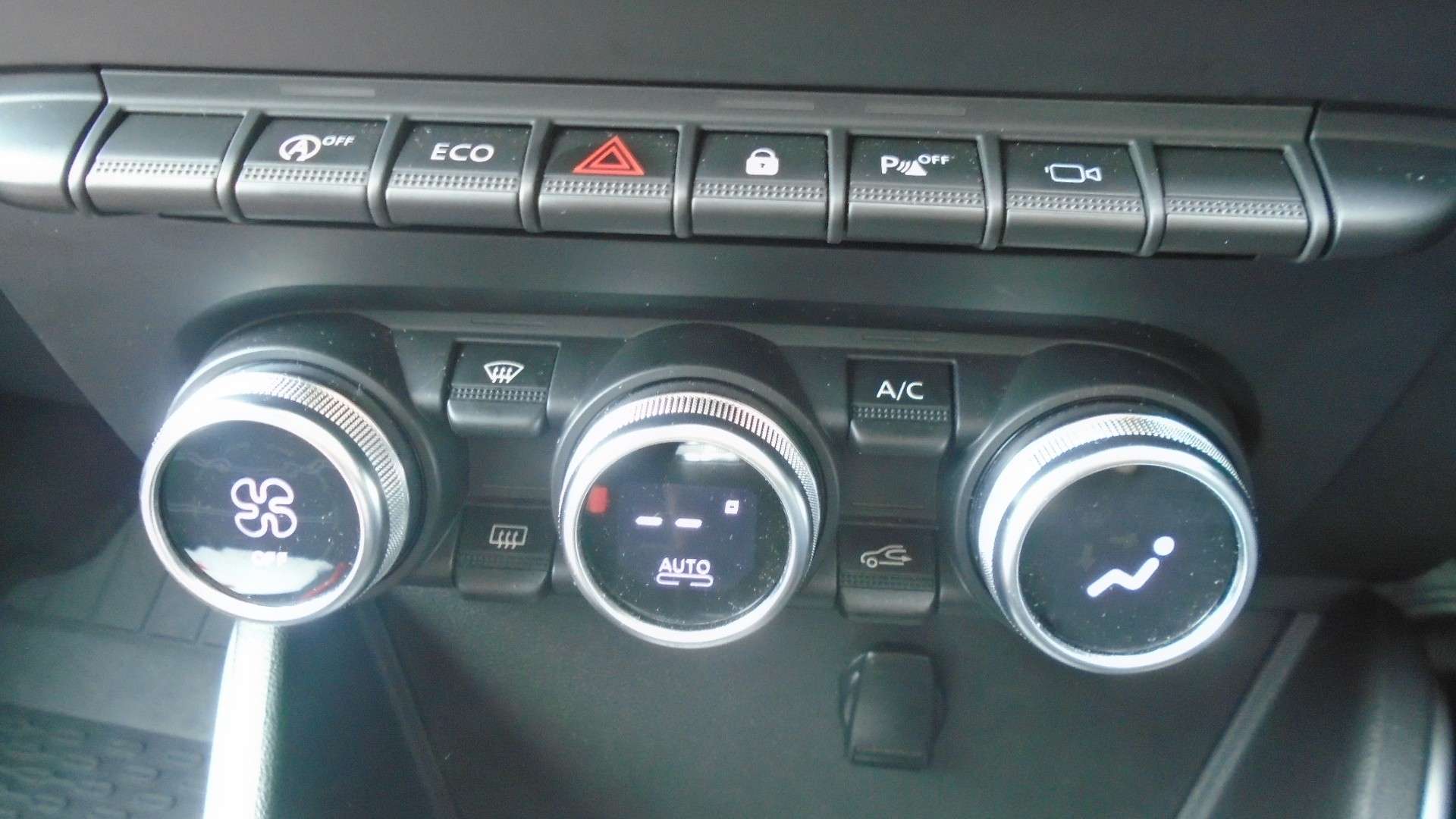 2019 DACIA DUSTER 2019 DACIA DUSTER